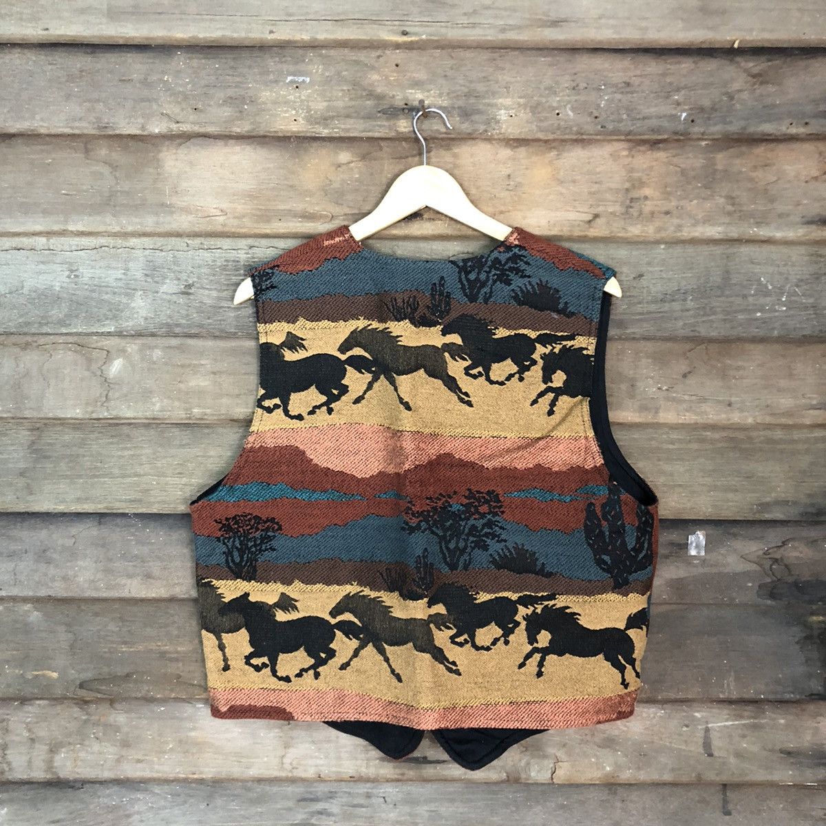 Vintage True Grit horse Brown vintage art Vests #2949 Size US L / EU 52-54 / 3 - 10 Thumbnail