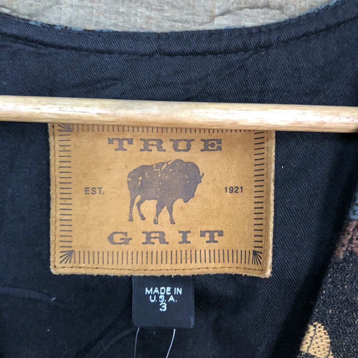 Vintage True Grit horse Brown vintage art Vests #2949 Size US L / EU 52-54 / 3 - 8 Thumbnail