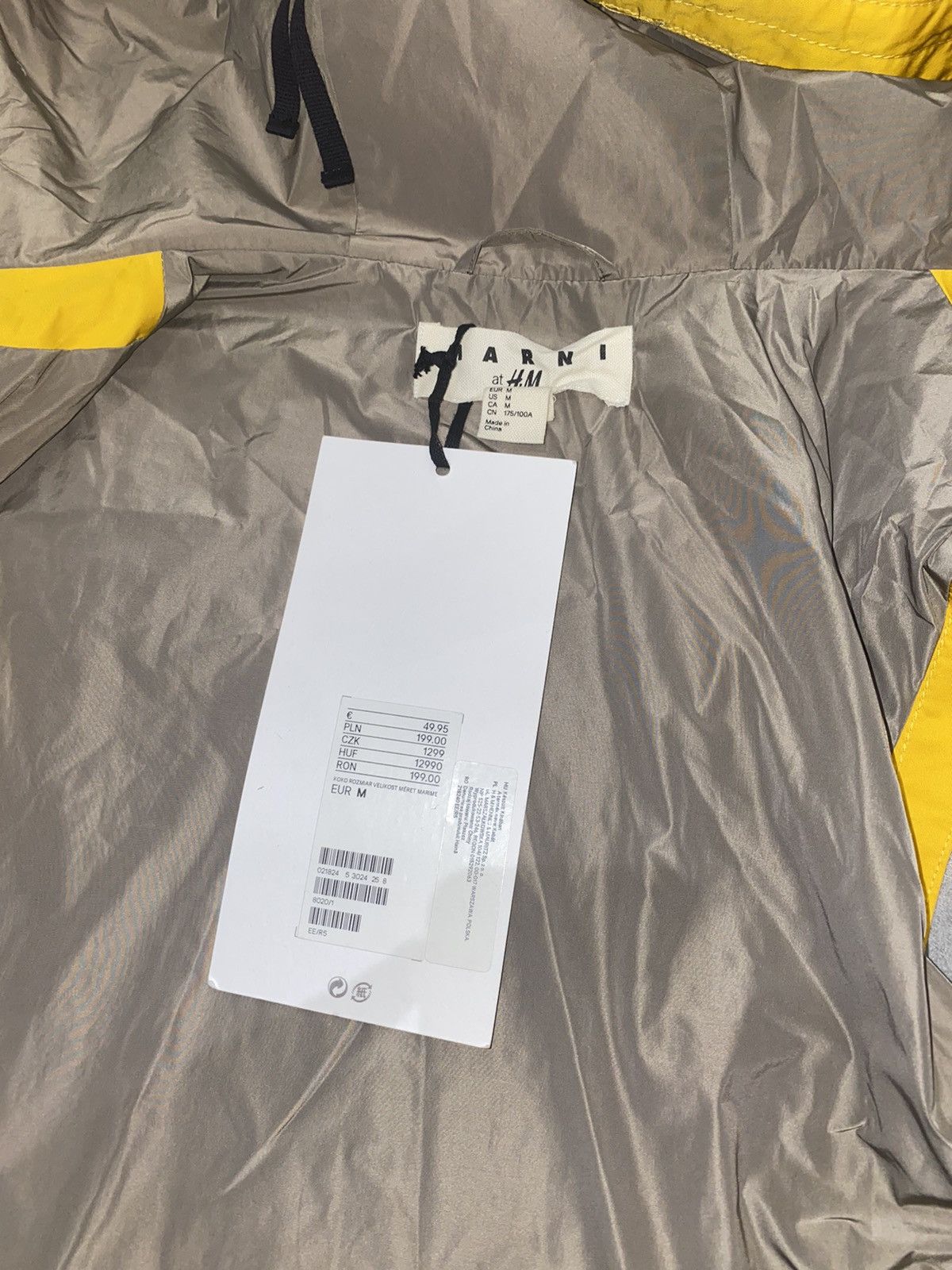 Marni DSWT! SS12 Marni X H&M Technical Yellow Vest Size US M / EU 48-50 / 2 - 16 Thumbnail
