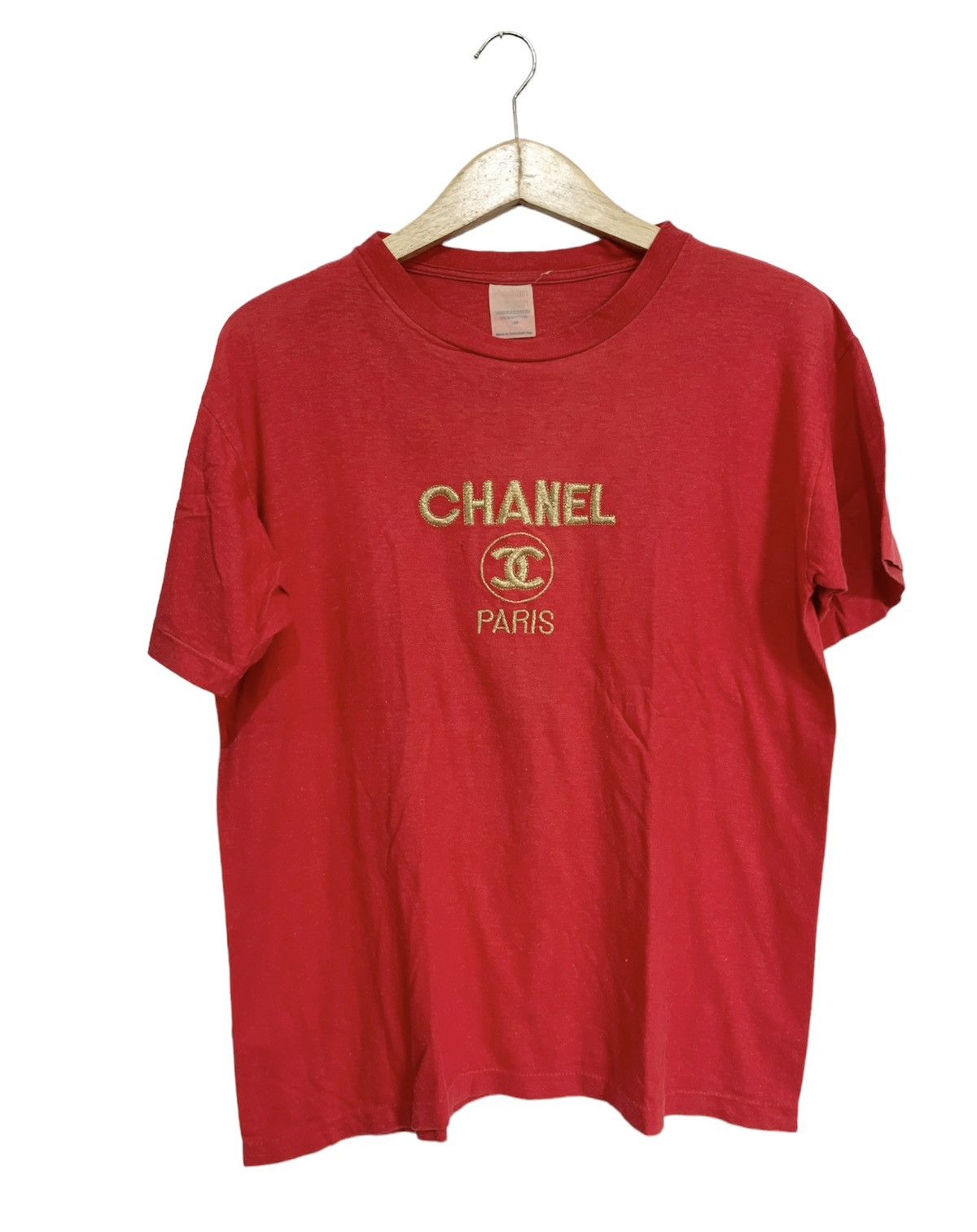 Vintage 90's chanel paris gold embroidery boxy t shirt