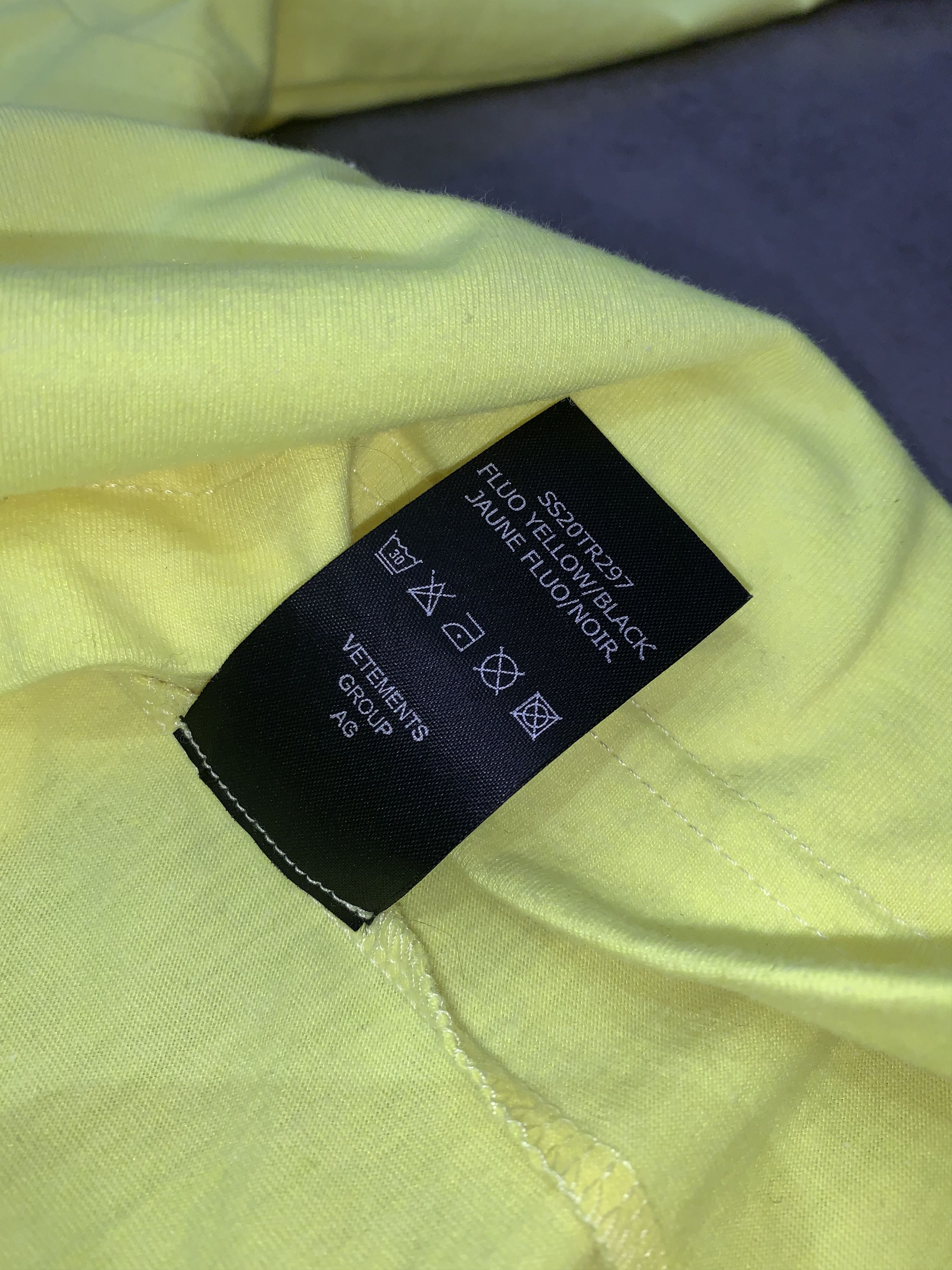 Vetements DSWT! SS20 Vetements Anarchy Logo Fluo Yellow T-Shirt Size US M / EU 48-50 / 2 - 12 Thumbnail