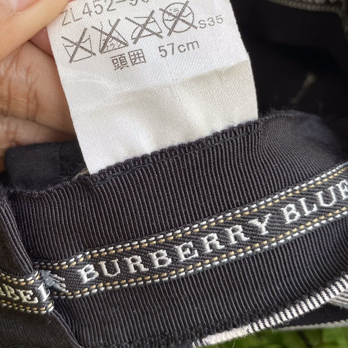 Burberry Burberry Women's Newboys Cap Vintage Burberry Size ONE SIZE - 7 Thumbnail