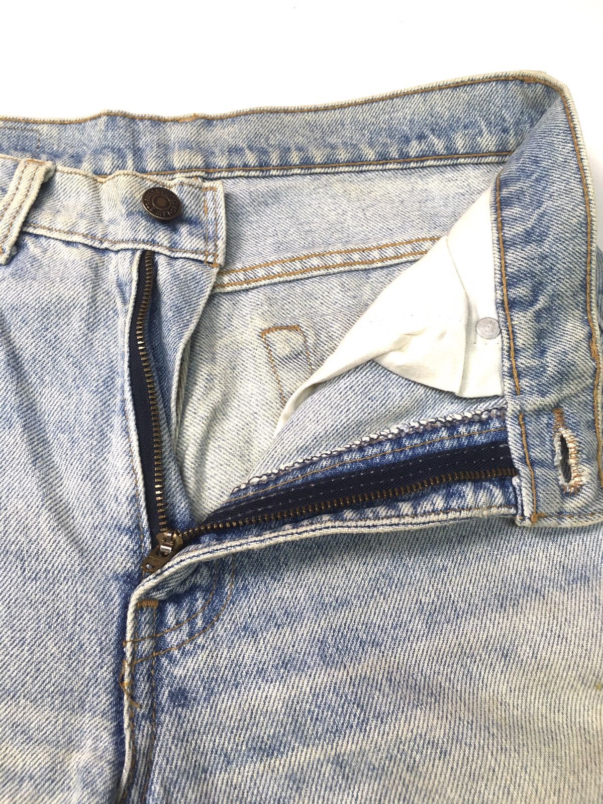Levi's × Vintage Vintage Rusty Levi’s 525 distressed denim usa Size US 28 / EU 44 - 12 Thumbnail