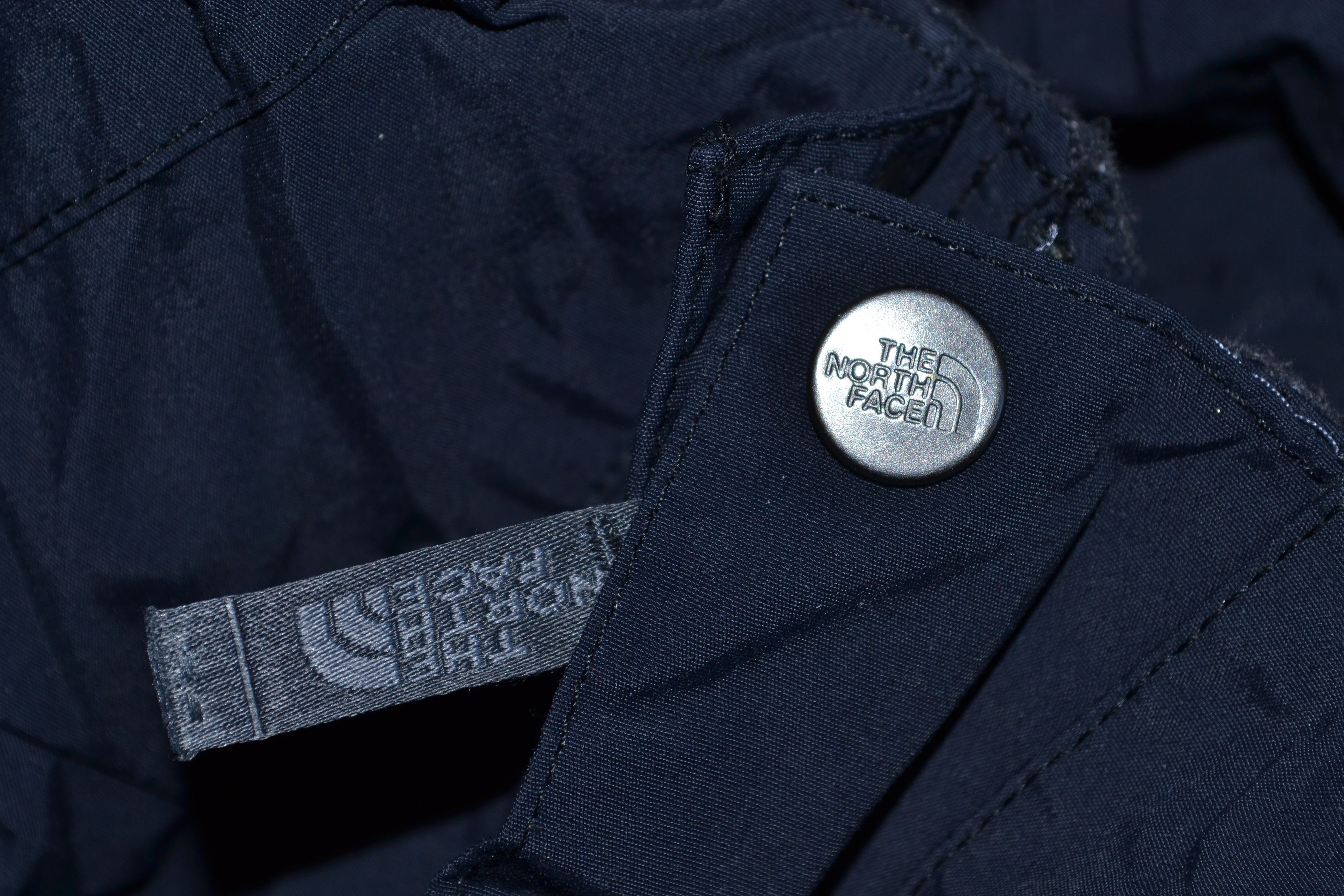 The North Face The North Face Jacket Zip Hooded Pockets Hyvent Logo Size US S / EU 44-46 / 1 - 4 Thumbnail