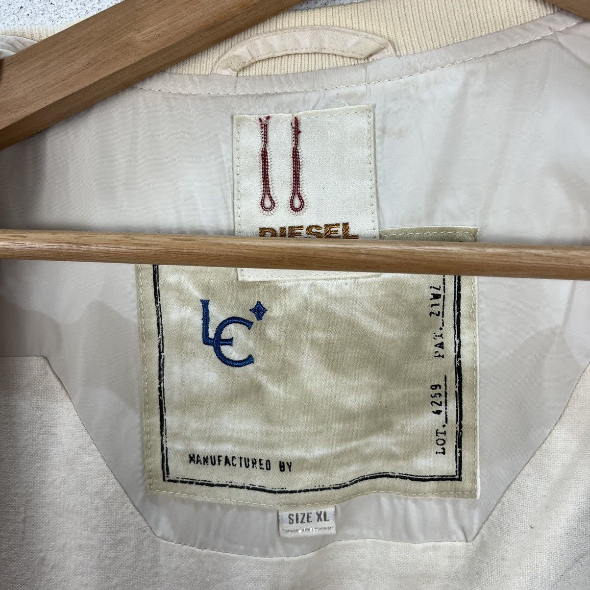 Japanese Brand VINTAGE DIESEL JAPAN BOMBER JACKET BONDAGE DESIGN PARACHUTE Size US XL / EU 56 / 4 - 15 Thumbnail