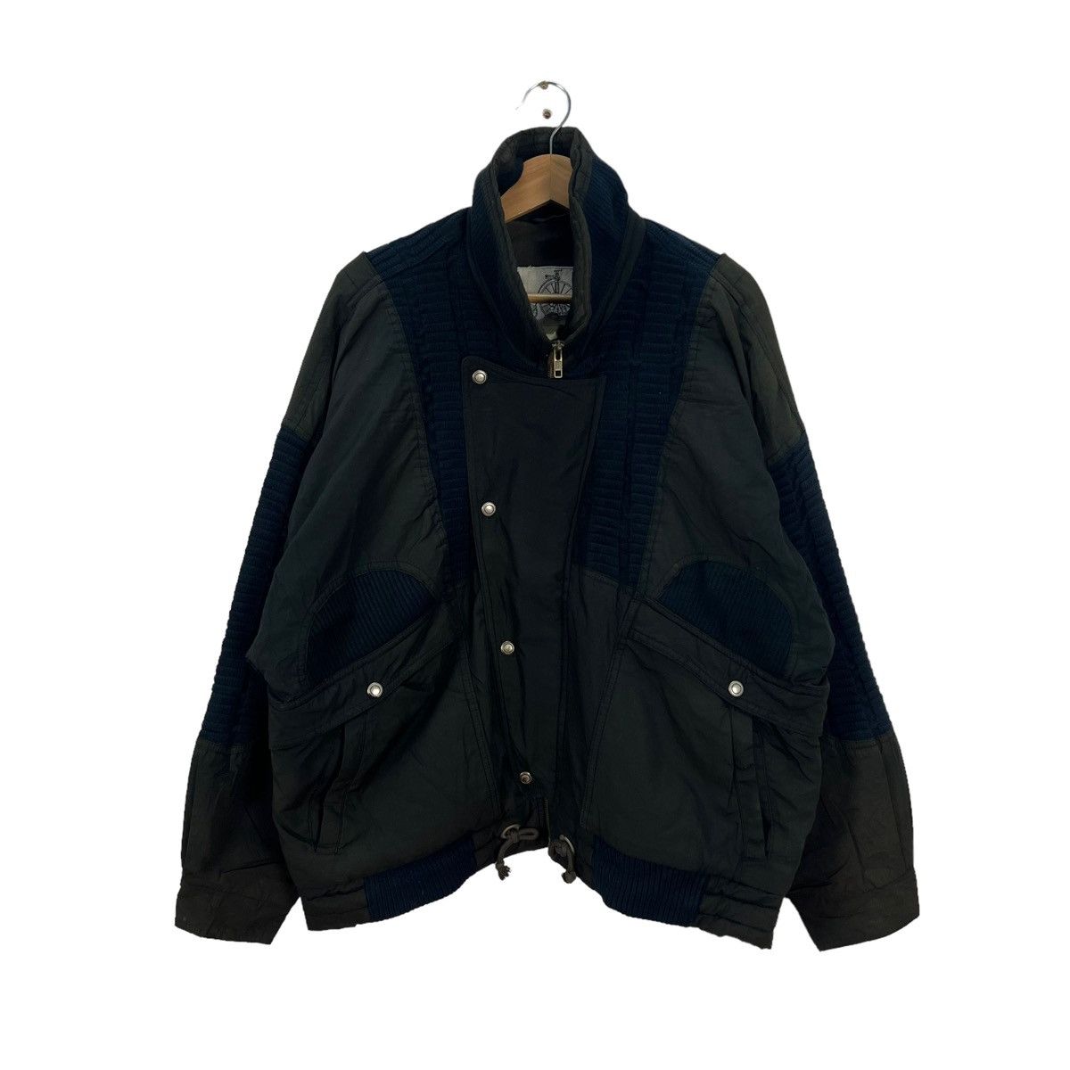 Vintage VINTAGE BOMBER JACKET BIG LOGO HOT STAGE JAPAN Size US M / EU 48-50 / 2 - 5 Thumbnail