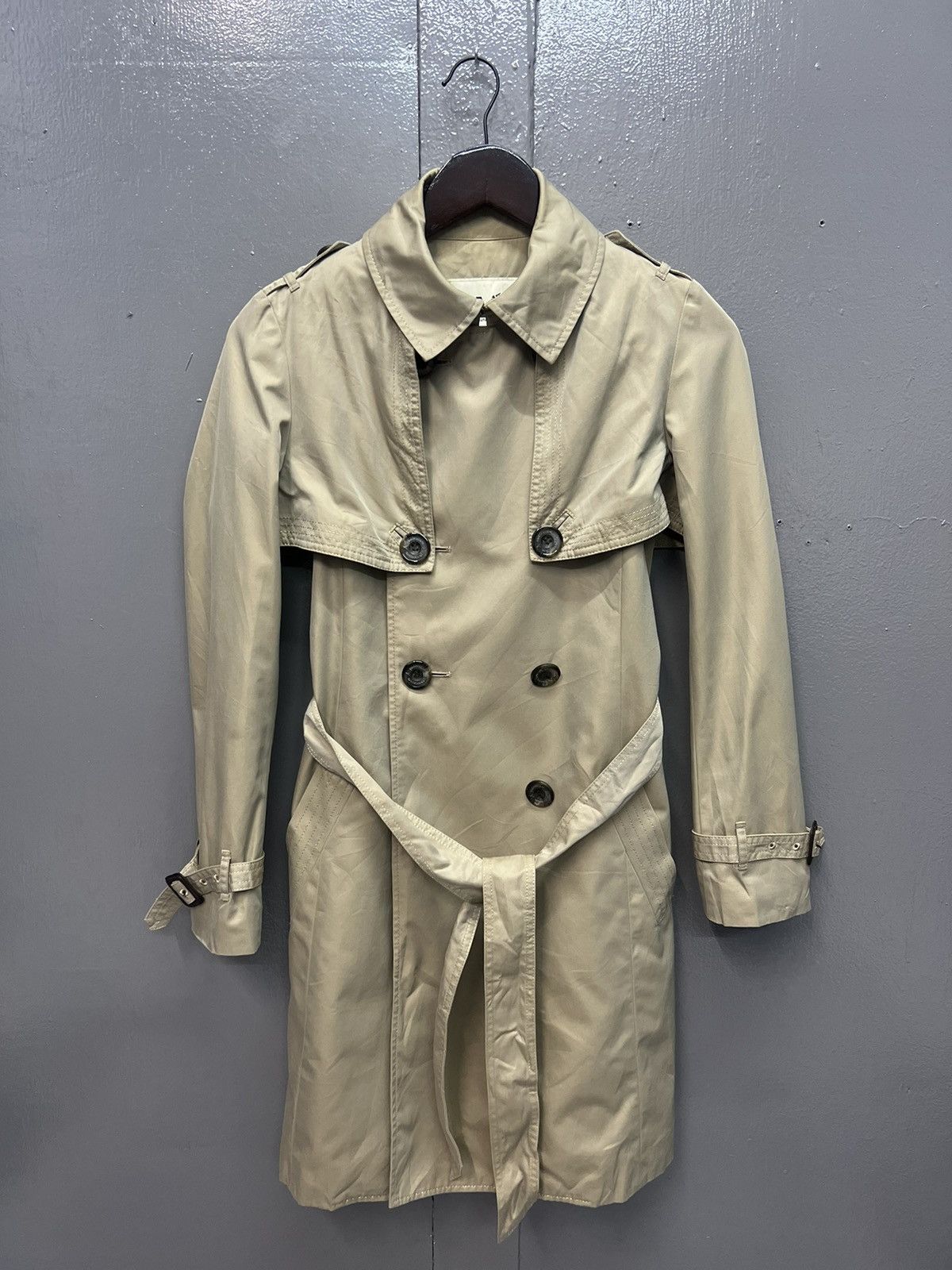 Aquascutum ARCHIVE AQUASCUTUM TRENCH COAT DOUBLE BREAST Size XS / US 0-2 / IT 36-38 - 1 Thumbnail