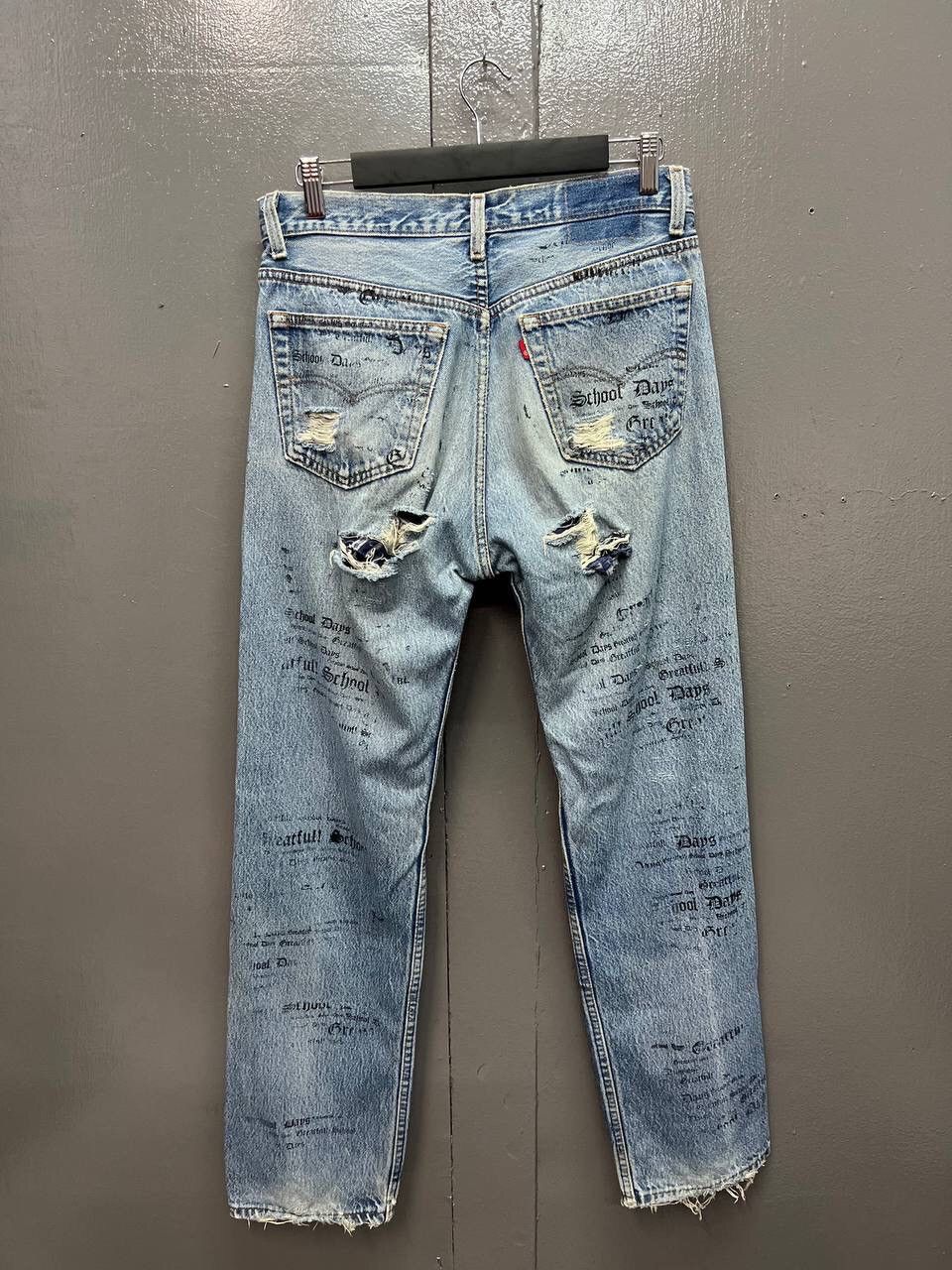 Levi's VINTAGE LEVIS SINGLE R BUTTON 544 DISTRESS JEANS Size US 31 - 10 Thumbnail