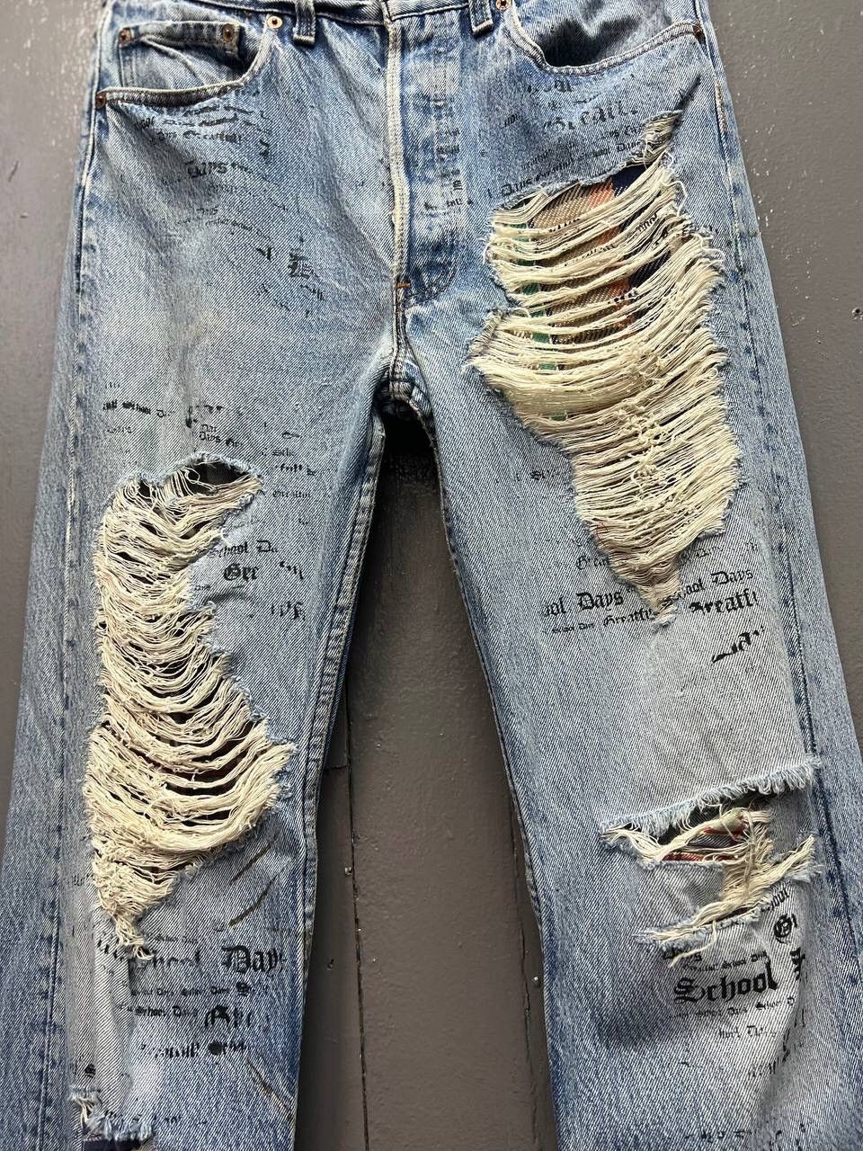 Levi's VINTAGE LEVIS SINGLE R BUTTON 544 DISTRESS JEANS Size US 31 - 6 Thumbnail