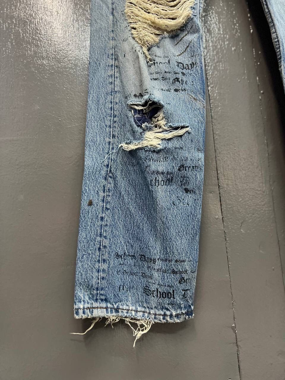 Levi's VINTAGE LEVIS SINGLE R BUTTON 544 DISTRESS JEANS Size US 31 - 4 Thumbnail