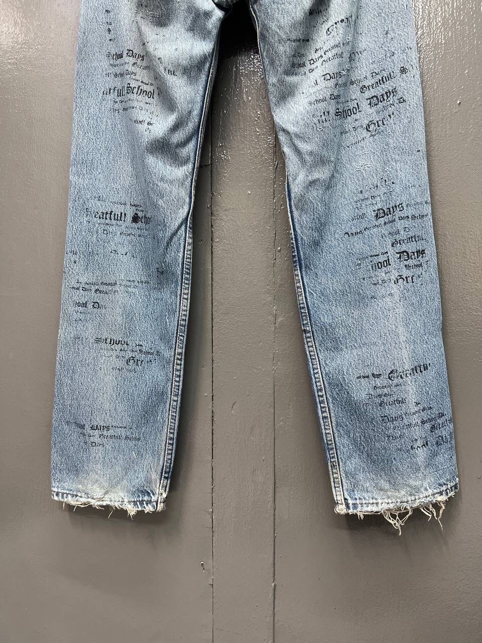 Levi's VINTAGE LEVIS SINGLE R BUTTON 544 DISTRESS JEANS Size US 31 - 12 Thumbnail