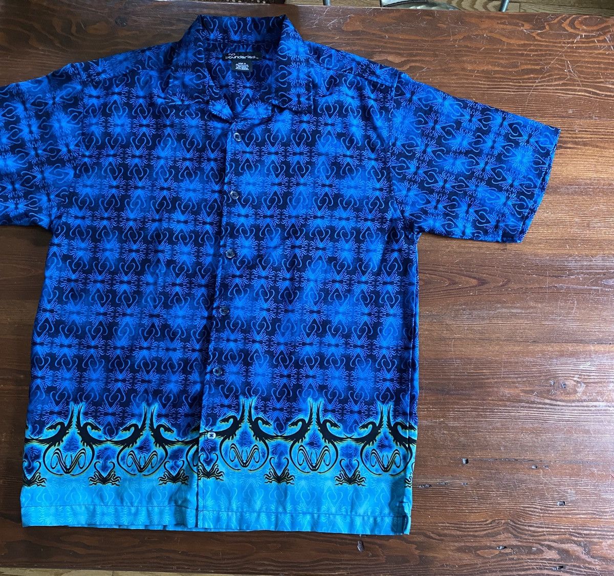 Vintage Vintage 90’s No Boundaries Tribal Dragons Poly Button Up Size US M / EU 48-50 / 2 - 1 Thumbnail