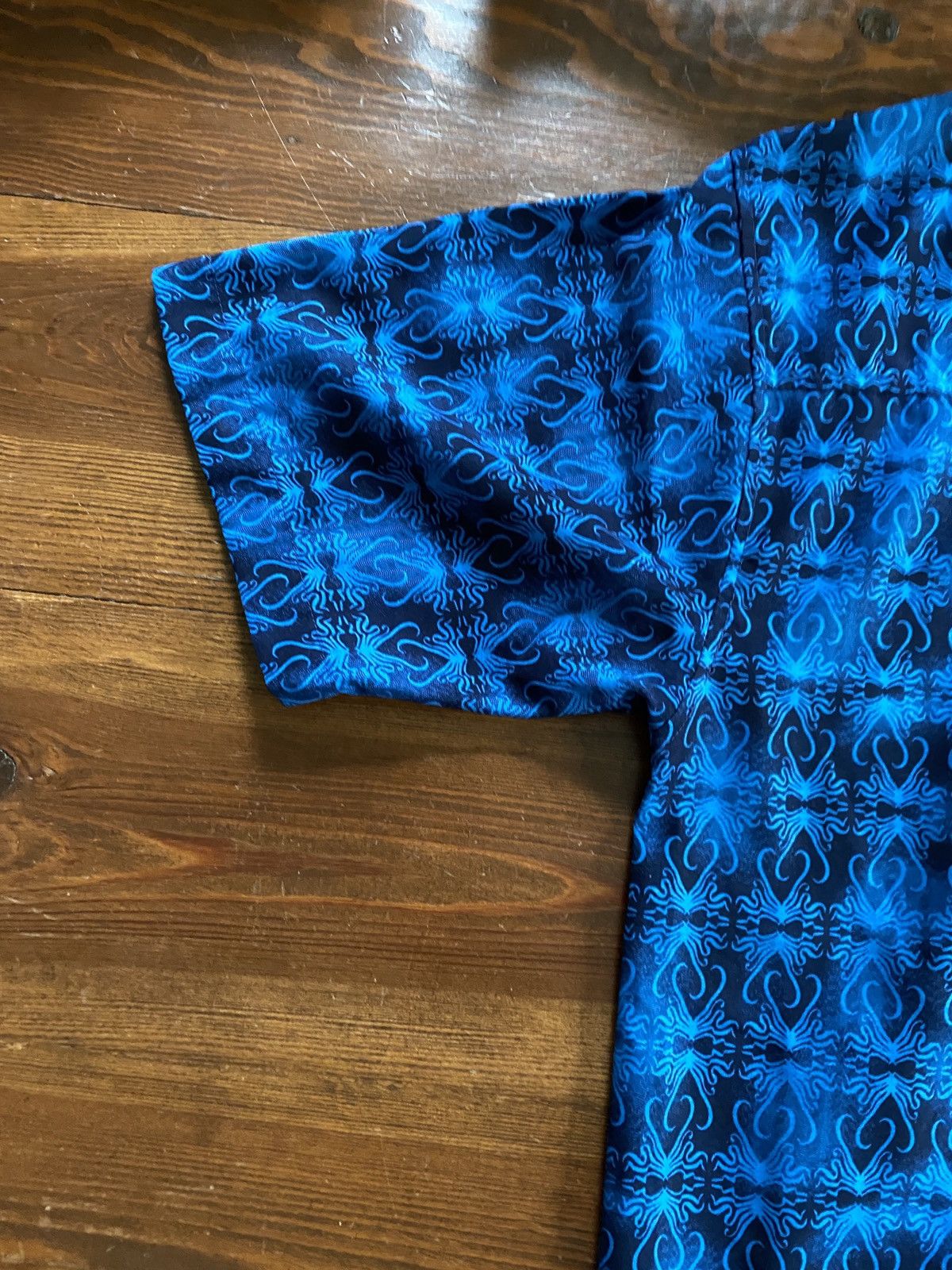 Vintage Vintage 90’s No Boundaries Tribal Dragons Poly Button Up Size US M / EU 48-50 / 2 - 11 Thumbnail