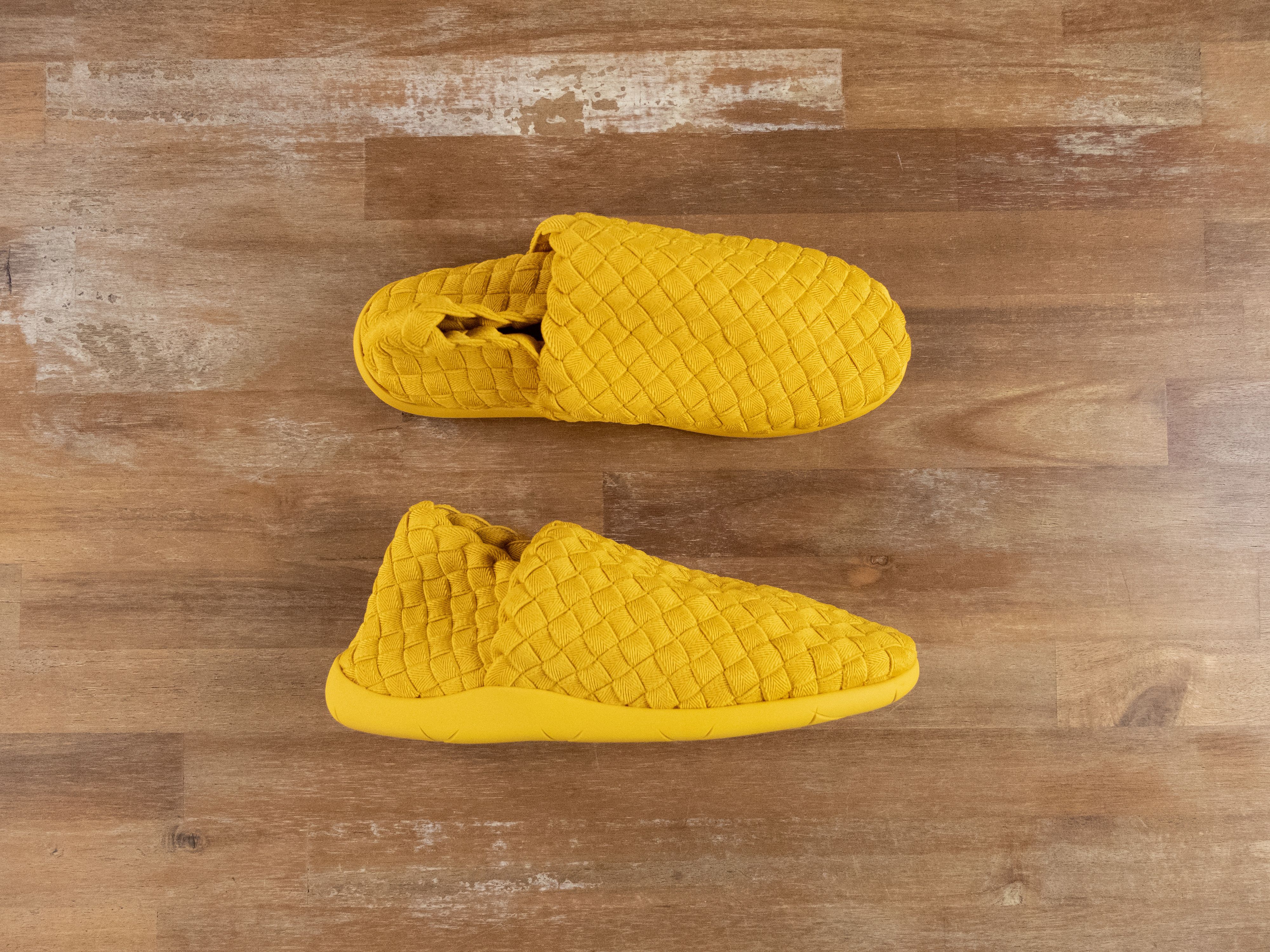 Bottega Veneta $950 BOTTEGA VENETA Plat yellow woven sneakers 7.5 / 40.5 q Size US 7.5 / EU 40-41 - 1 Thumbnail