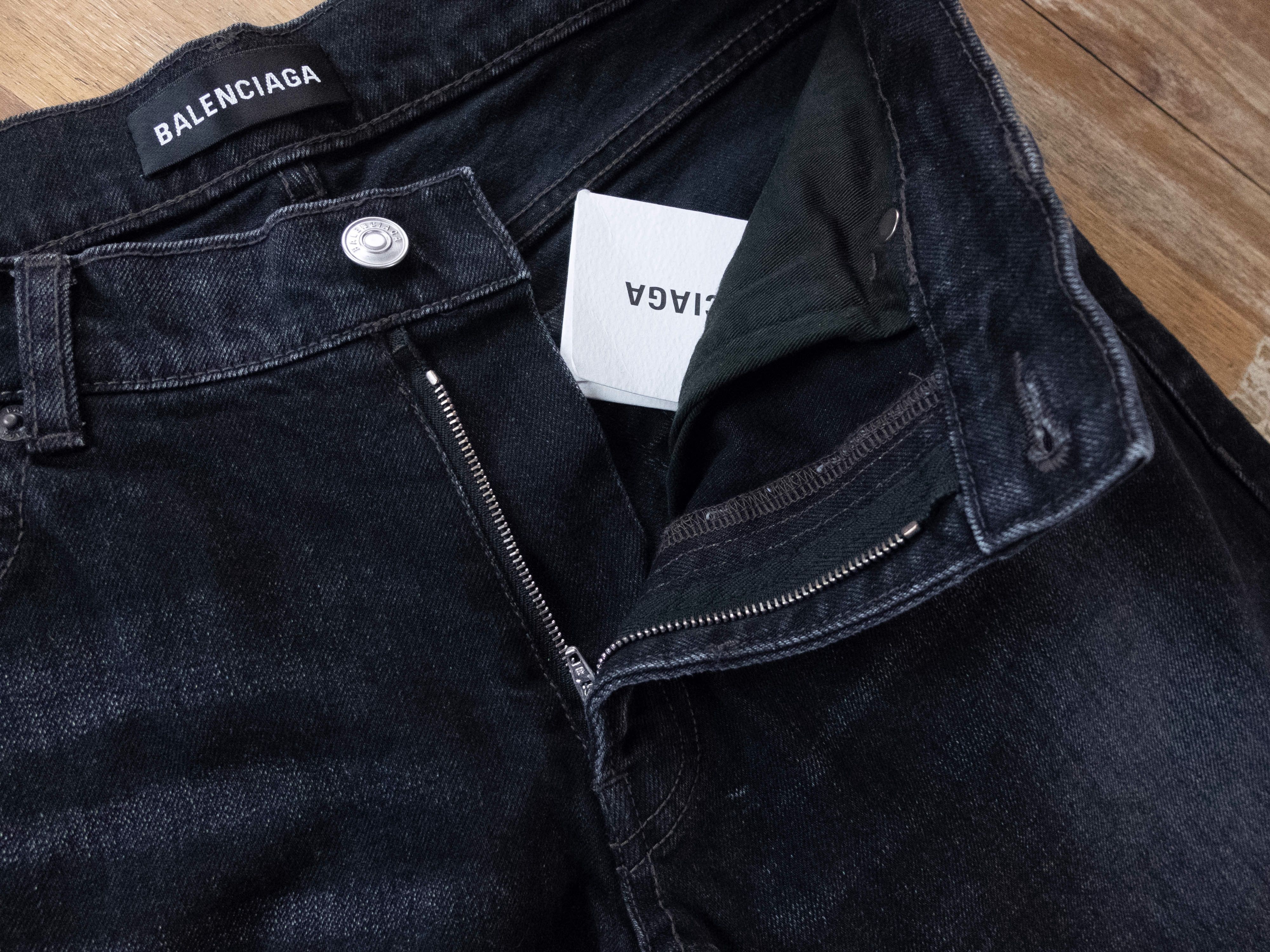 $690 BALENCIAGA slim stretch vintage black Japan jeans 28 - www