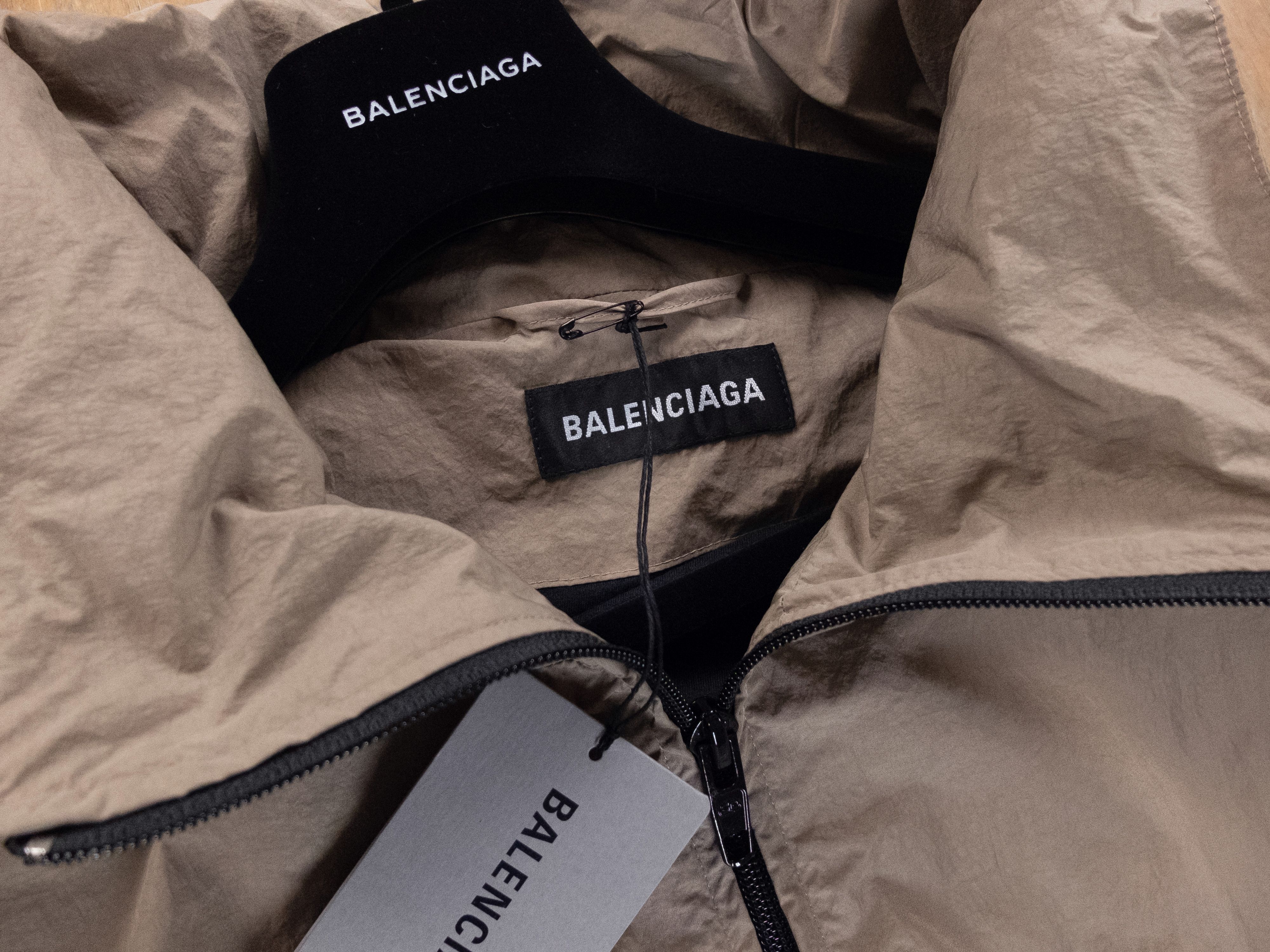 Balenciaga $1525 BALENCIAGA Enveloppe oversize crinkled track jacket S Size US S / EU 44-46 / 1 - 5 Thumbnail