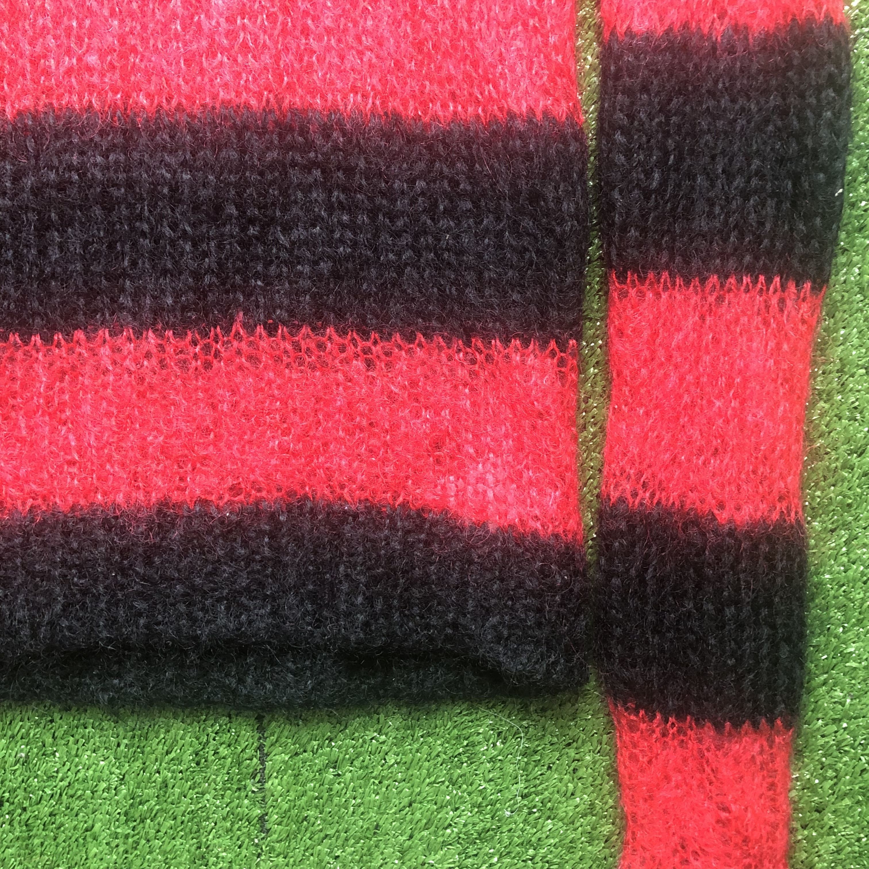 Japanese Brand Sexy Dynamite Chaos London Knitted Mohair Skinny Jumper Size US S / EU 44-46 / 1 - 6 Thumbnail