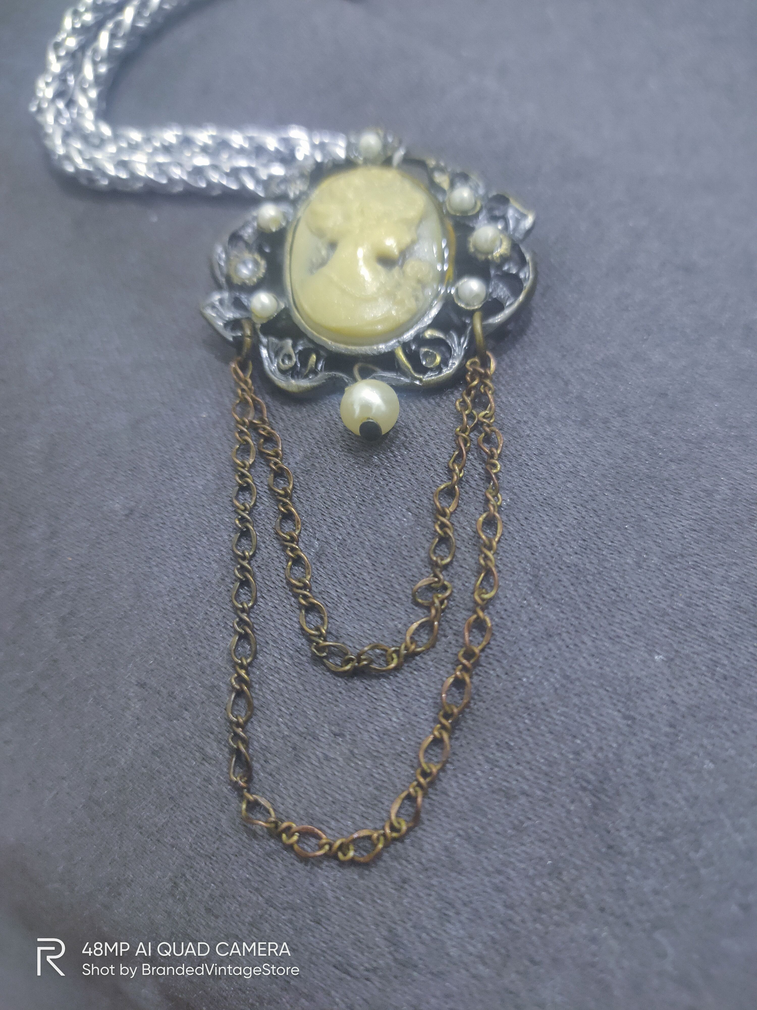 Jewelry Antique PRINCESS MARY Dye Mould Brooch Pendant Necklace Size ONE SIZE - 3 Thumbnail