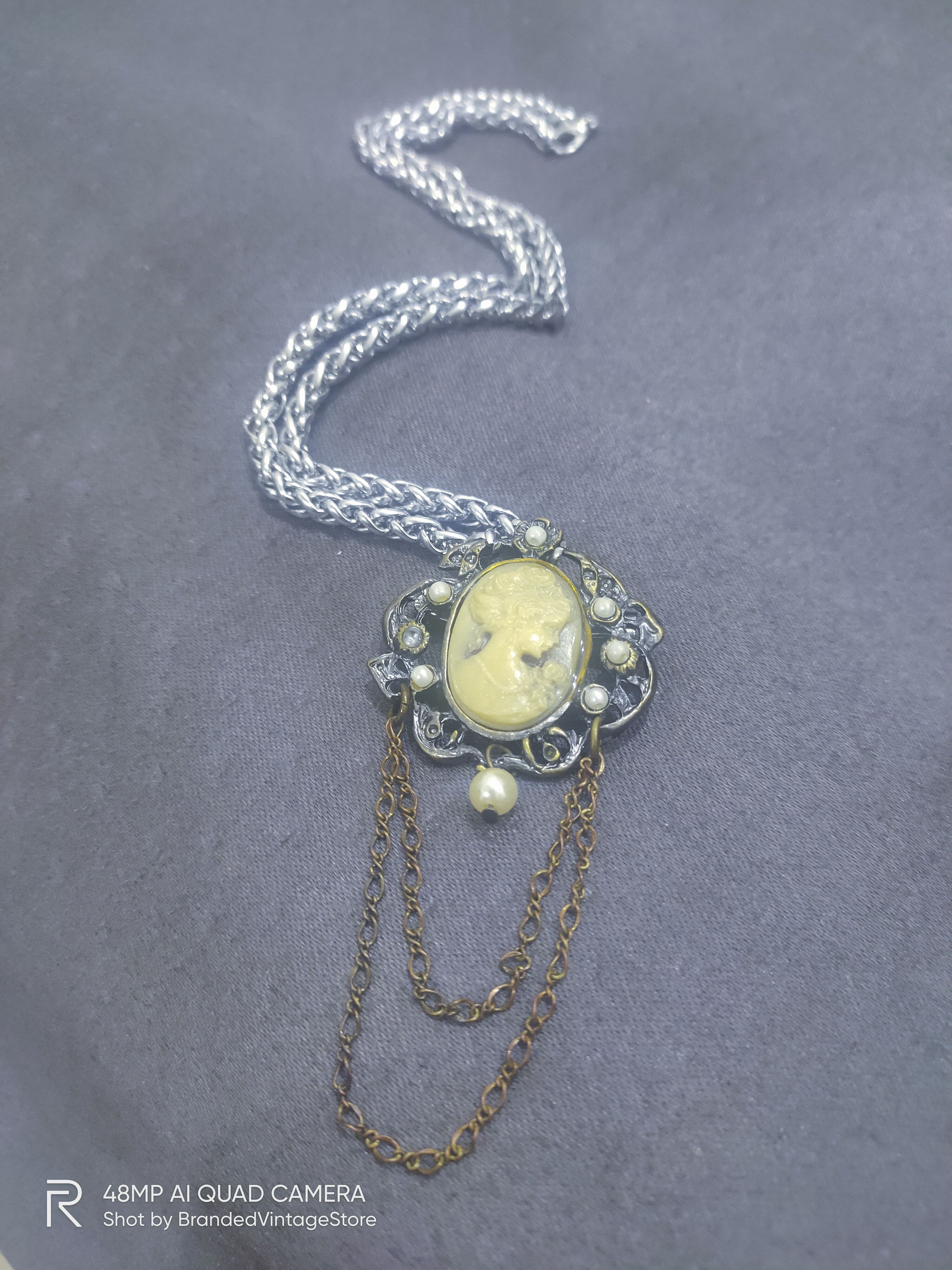 Jewelry Antique PRINCESS MARY Dye Mould Brooch Pendant Necklace Size ONE SIZE - 2 Thumbnail