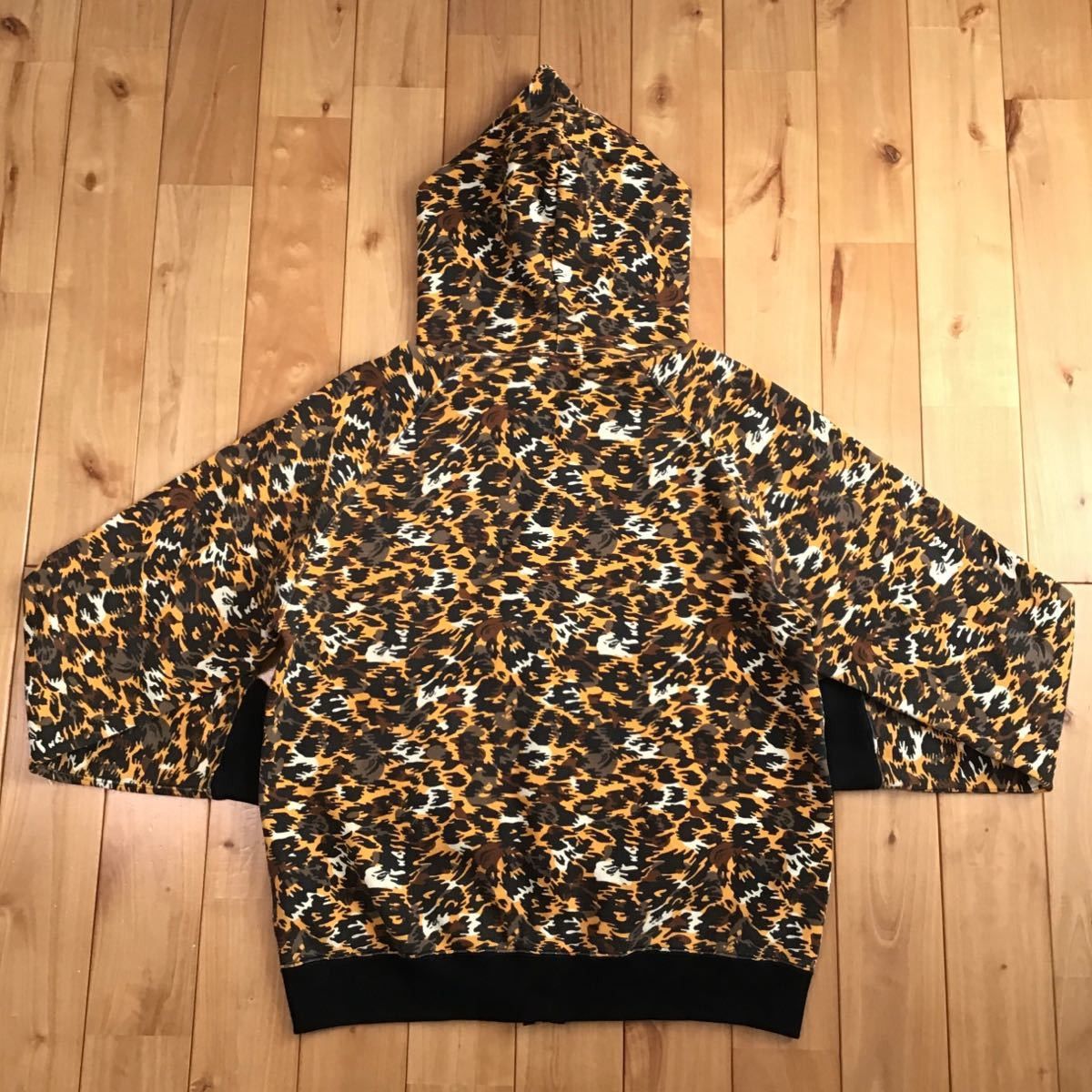 Bape BAPE Leopard camo full zip hoodie a bathing ape NIGO Size US S / EU 44-46 / 1 - 2 Thumbnail