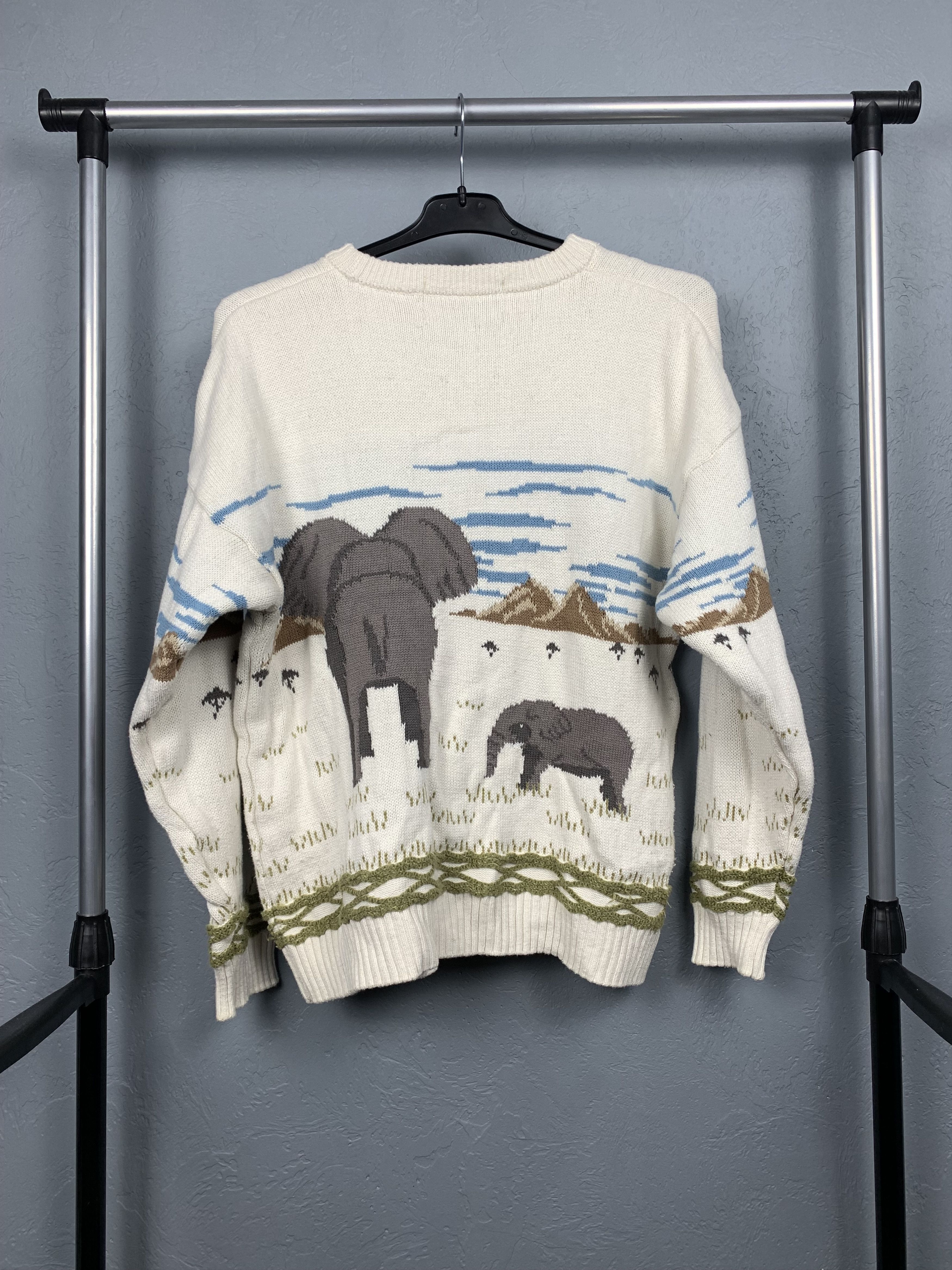 Vintage Vintage Sweater Animal Print Elephant Size US S / EU 44-46 / 1 - 8 Thumbnail
