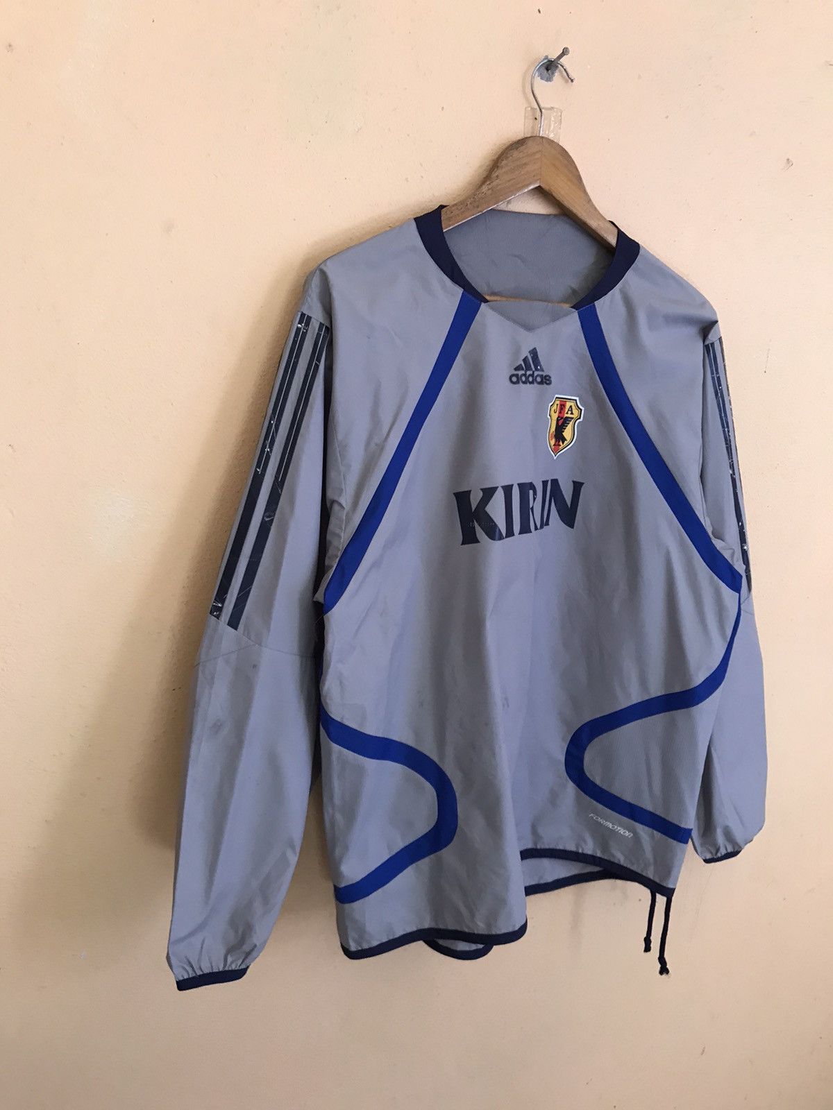 Adidas VINTAGE ADIDAS KIRIN JFA Size US L / EU 52-54 / 3 - 4 Thumbnail