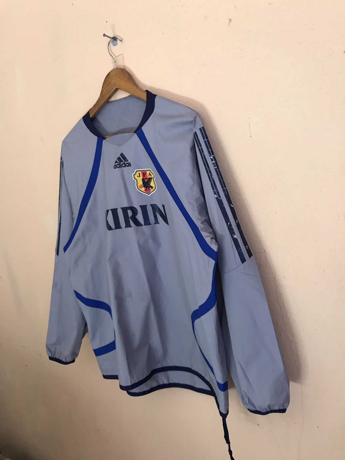 Adidas VINTAGE ADIDAS KIRIN JFA Size US L / EU 52-54 / 3 - 3 Thumbnail