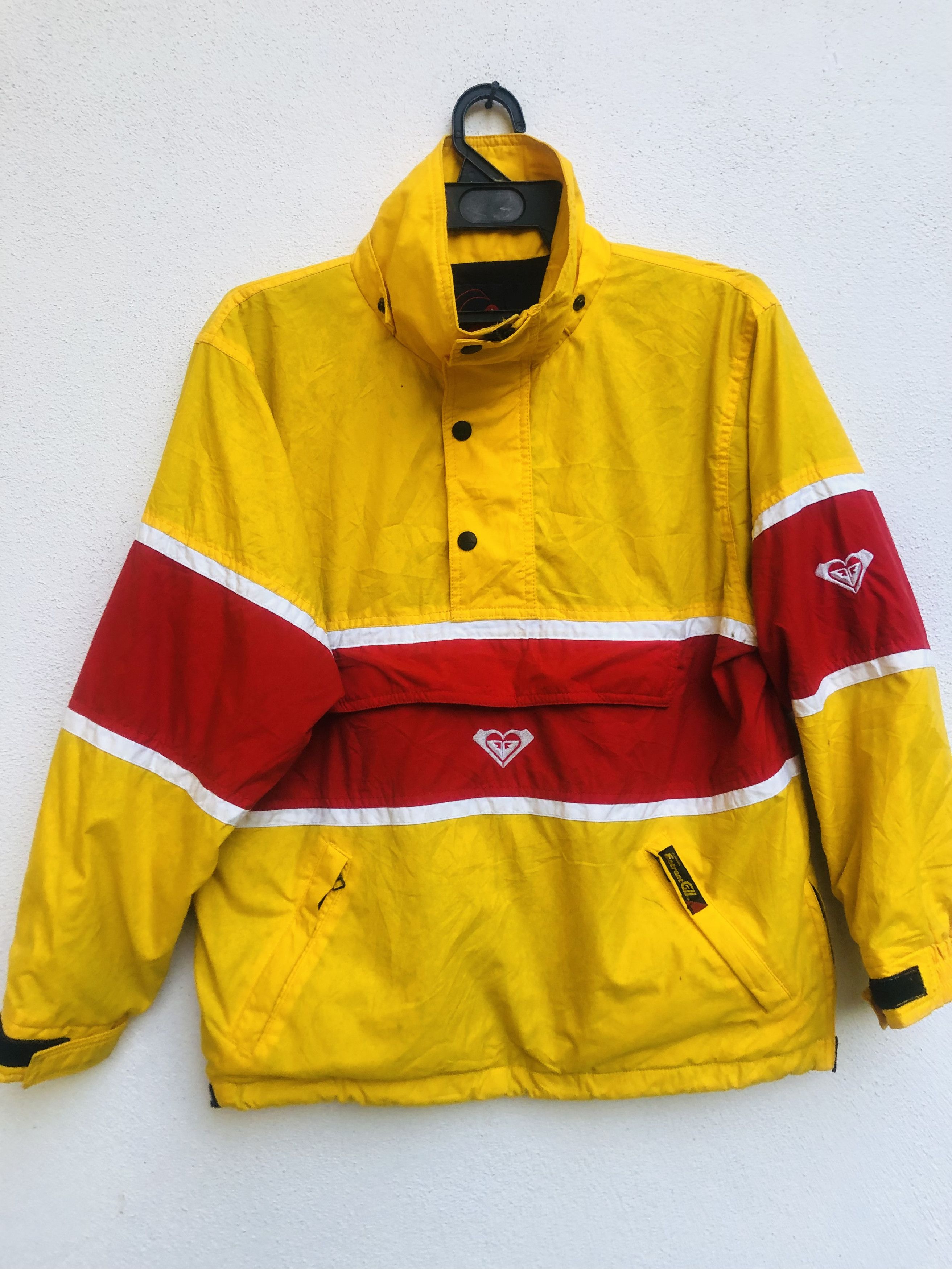 image of Vintage Roxy Vs Quiksilver Designer Streetwear Fashion, Men's (Size Medium)