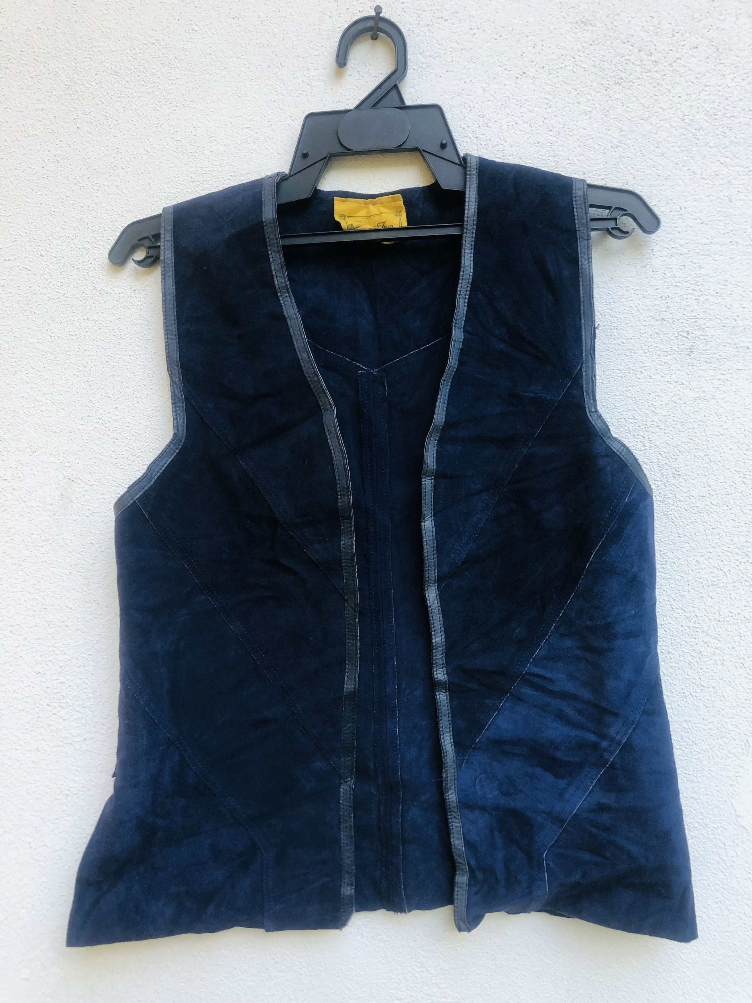 Japanese Brand × Vintage Vintage Prairie Fur Japanese Designer Fashion Leather Vest Size US M / EU 48-50 / 2 - 1 Thumbnail
