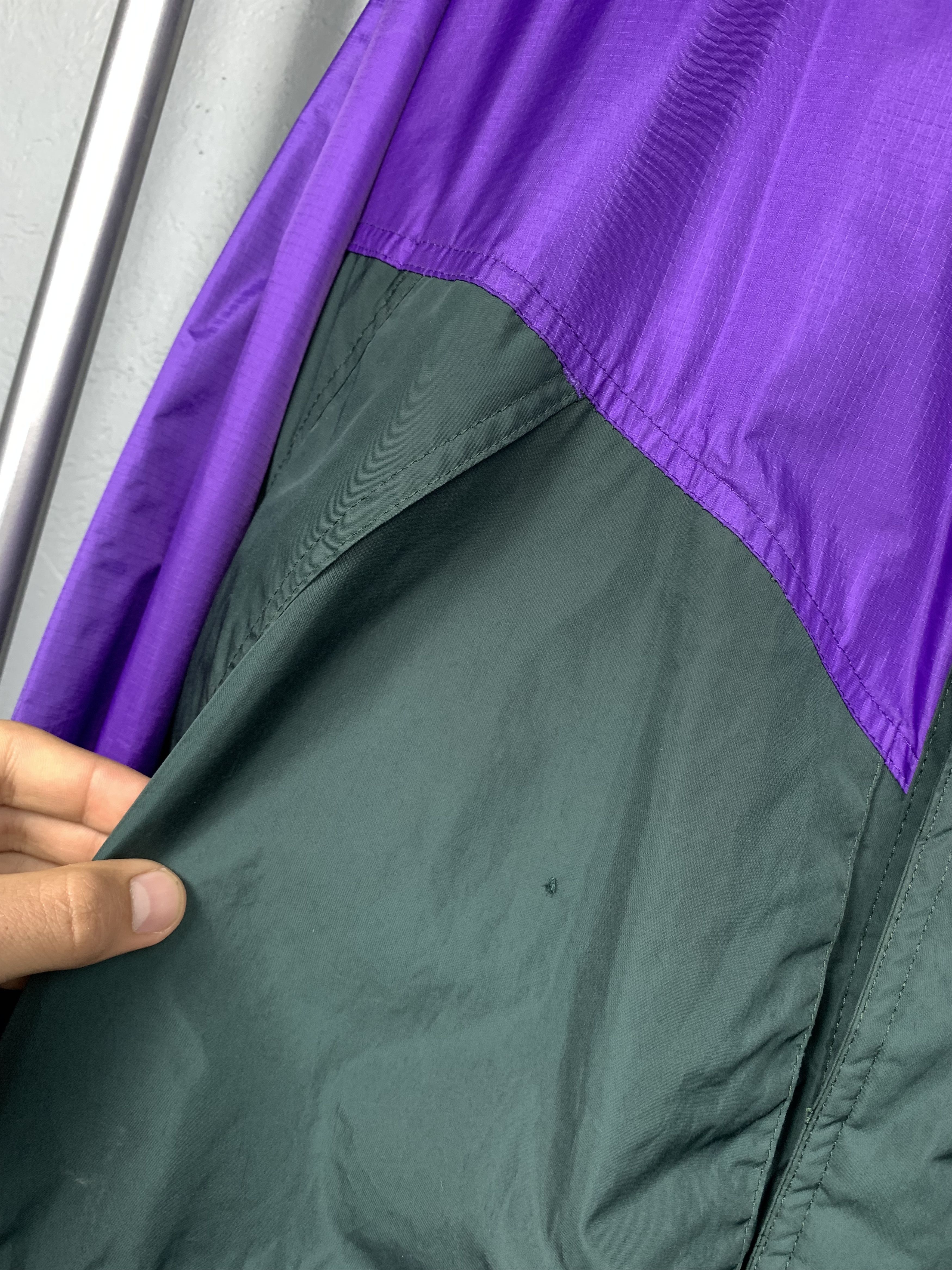 Helly Hansen × Vintage Helly Hansen Vintage Mens Windbreaker Jacket Y2K Size US XL / EU 56 / 4 - 4 Thumbnail
