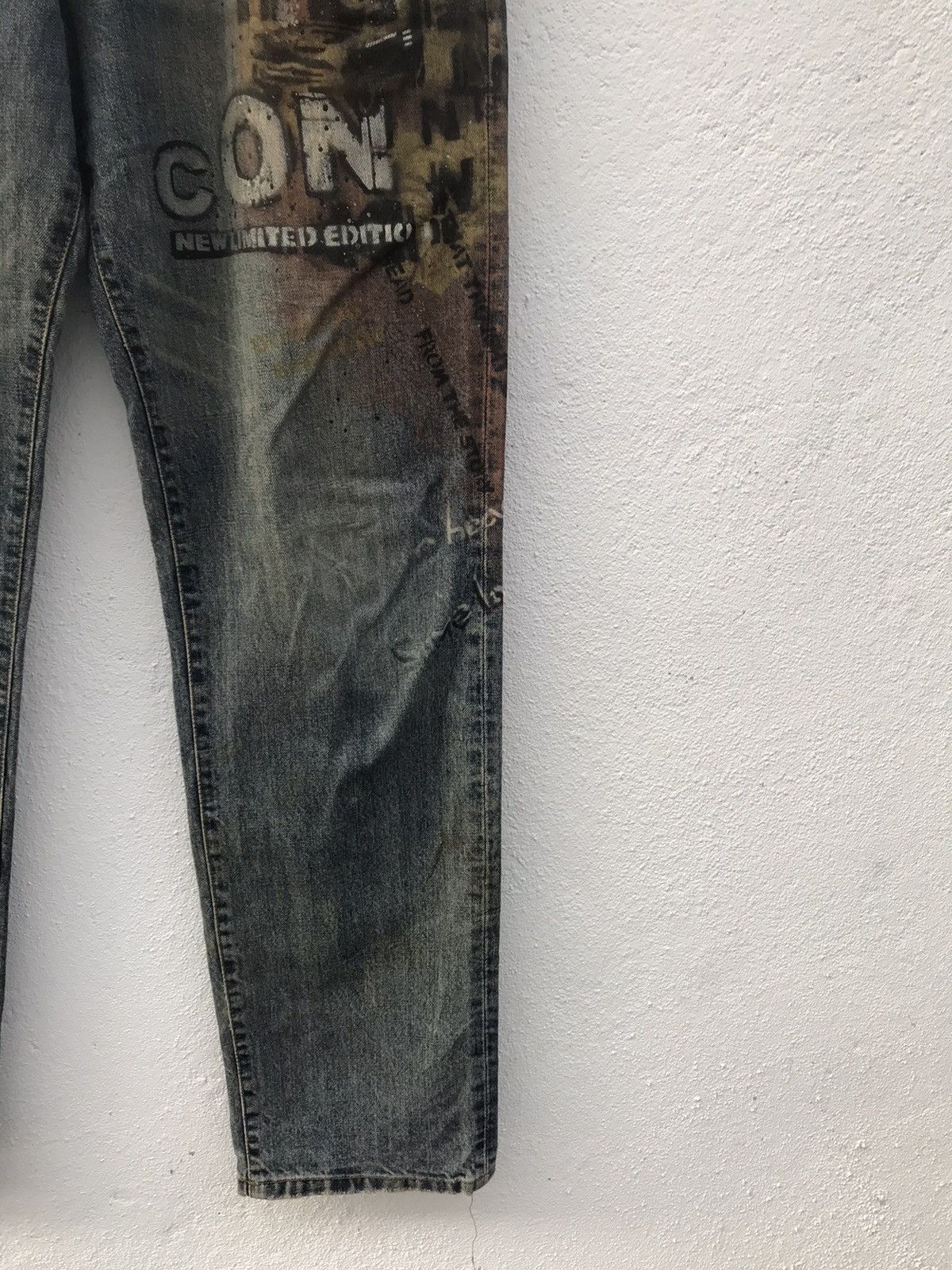 In The Attic Semantic Design Rare Jeans Size US 32 / EU 48 - 3 Thumbnail