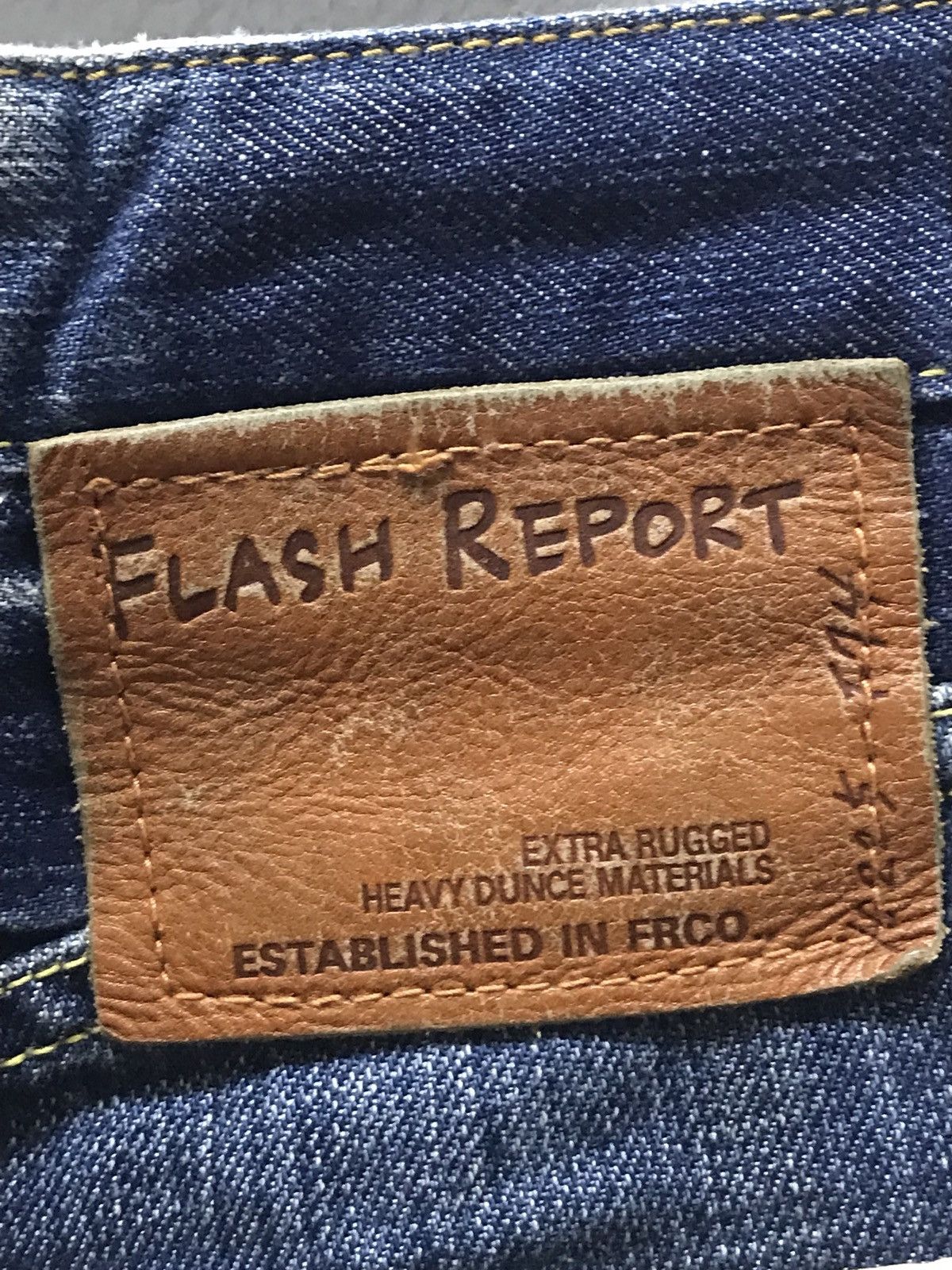 Japanese Brand Flash Report Distressed Rip Splattered Paint Jeans Size US 30 / EU 46 - 7 Thumbnail