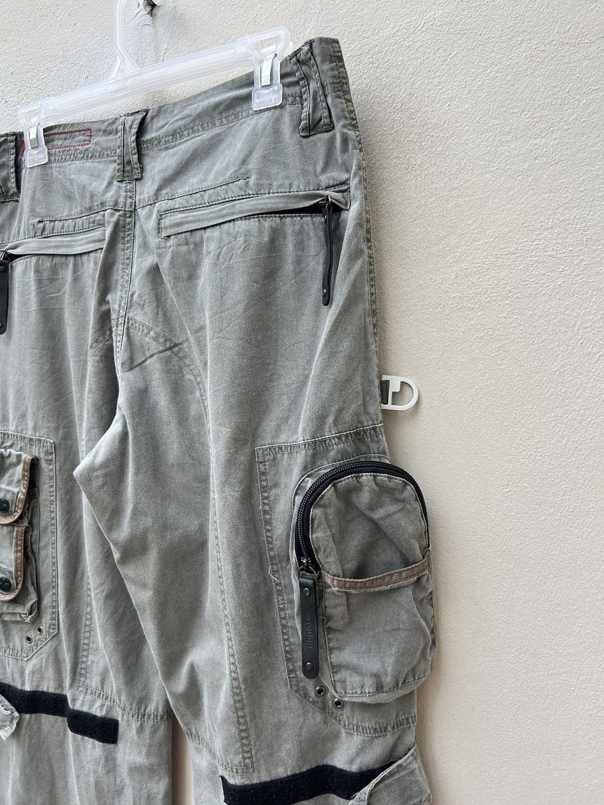 Vintage Vintage Tough Jeans Smith Baggy Tactical Cargo Trouser Size US 30 / EU 46 - 18 Thumbnail