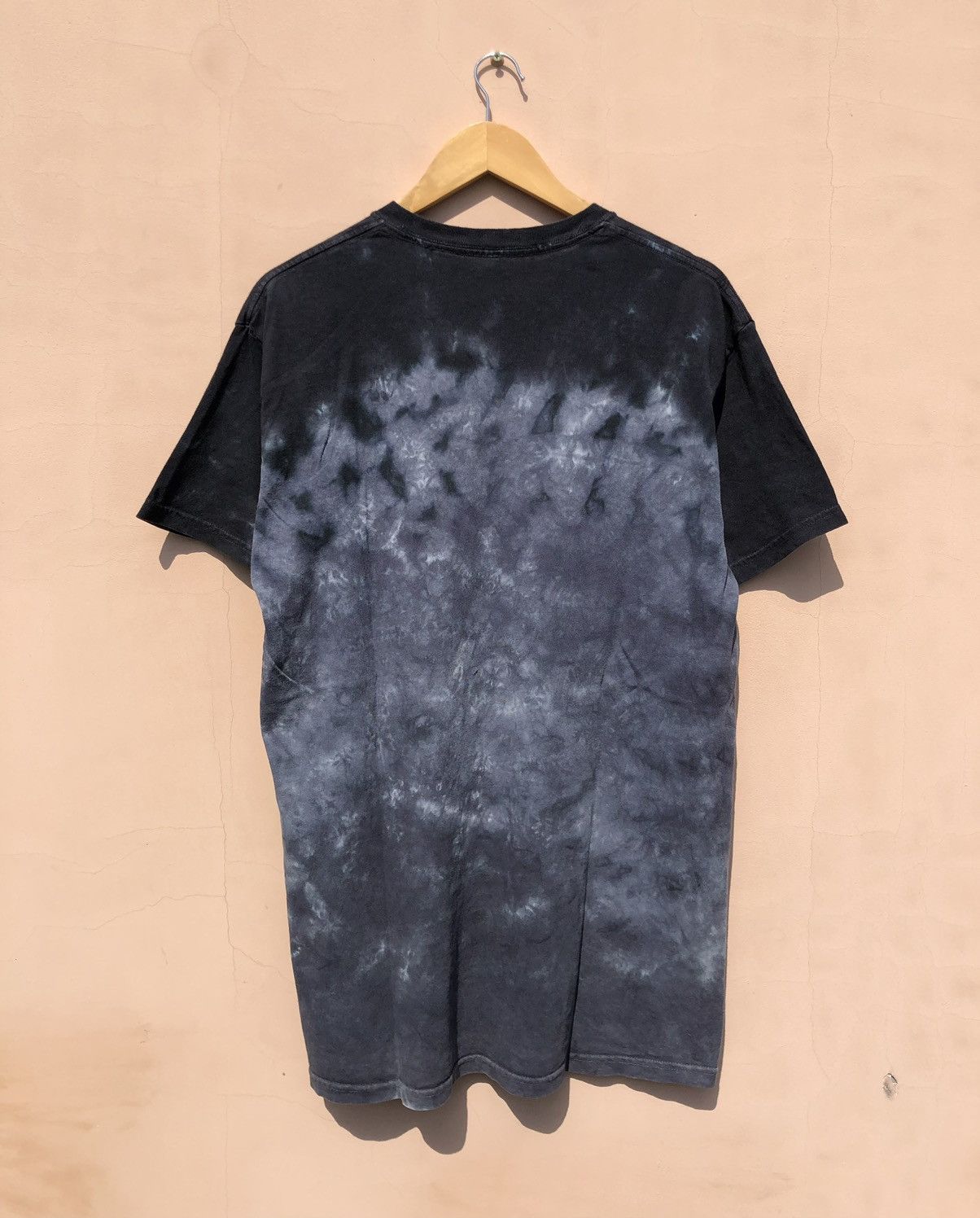 Band Tees Vintage 2006 AC/DC Liquid Blue Tee (Iron Maiden Pink Floyd) Size US M / EU 48-50 / 2 - 2 Thumbnail