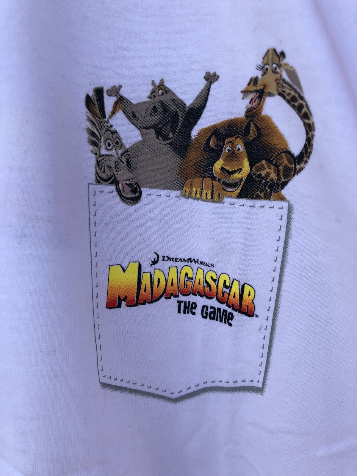 Cartoon Network Vintage 2005 Madagascar The Game DreamWorks White Tee Size US M / EU 48-50 / 2 - 5 Thumbnail
