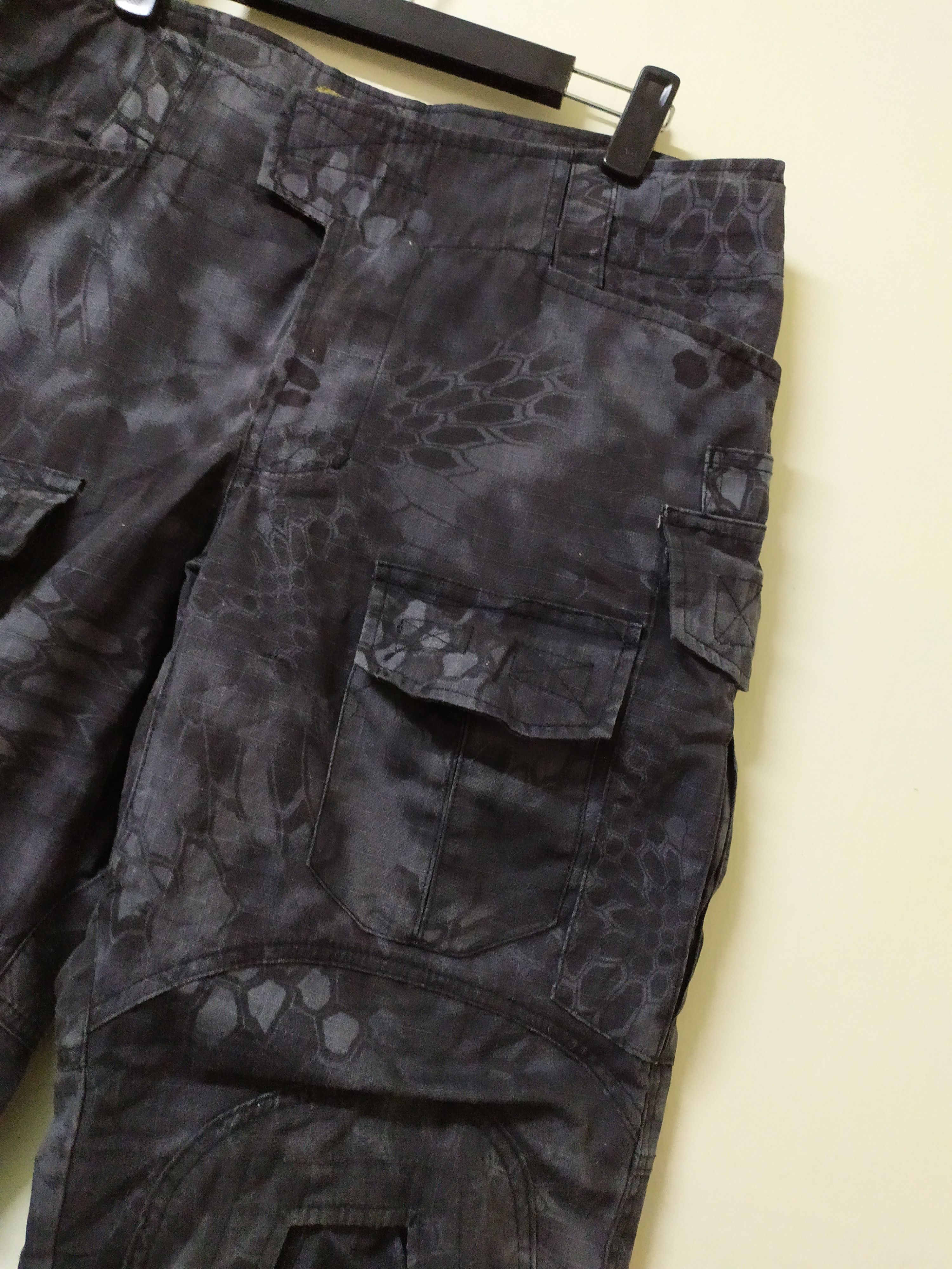 Other 10 pockets Emerson Multipocket tactical pants Size US 34 / EU 50 - 5 Thumbnail