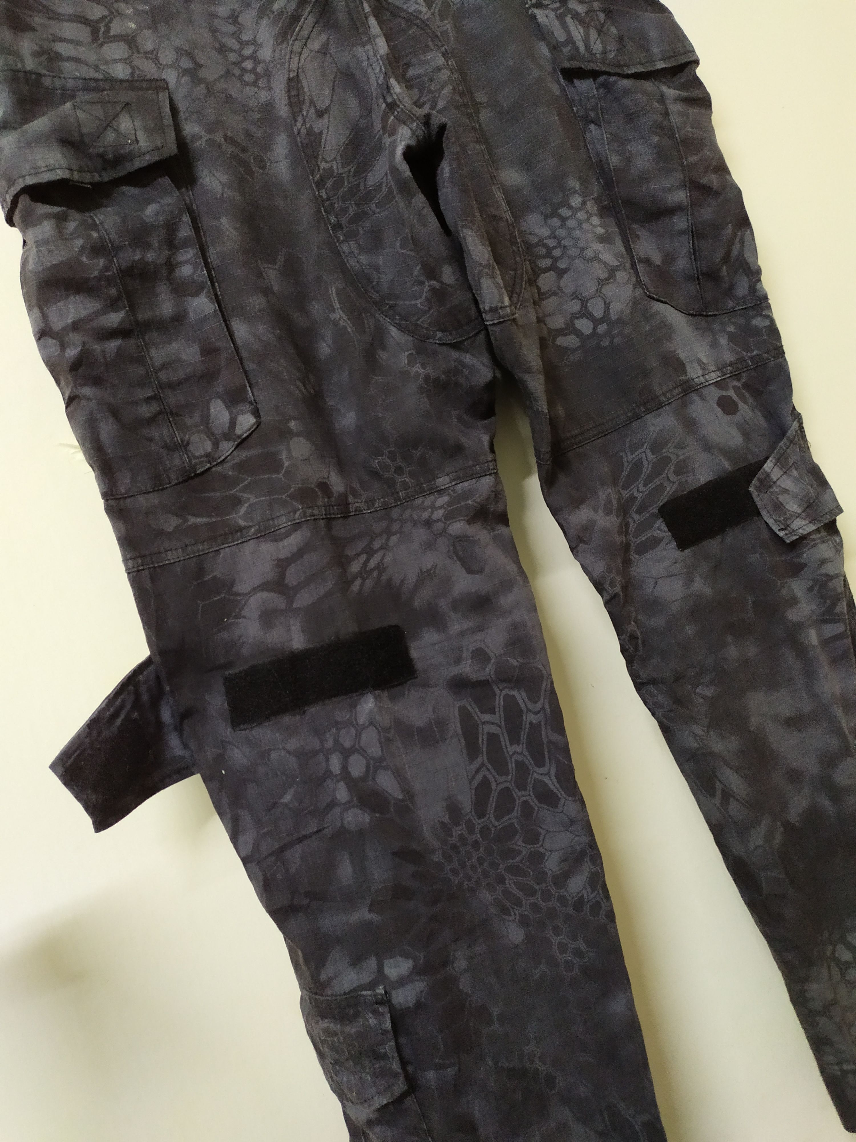 Other 10 pockets Emerson Multipocket tactical pants Size US 34 / EU 50 - 14 Thumbnail