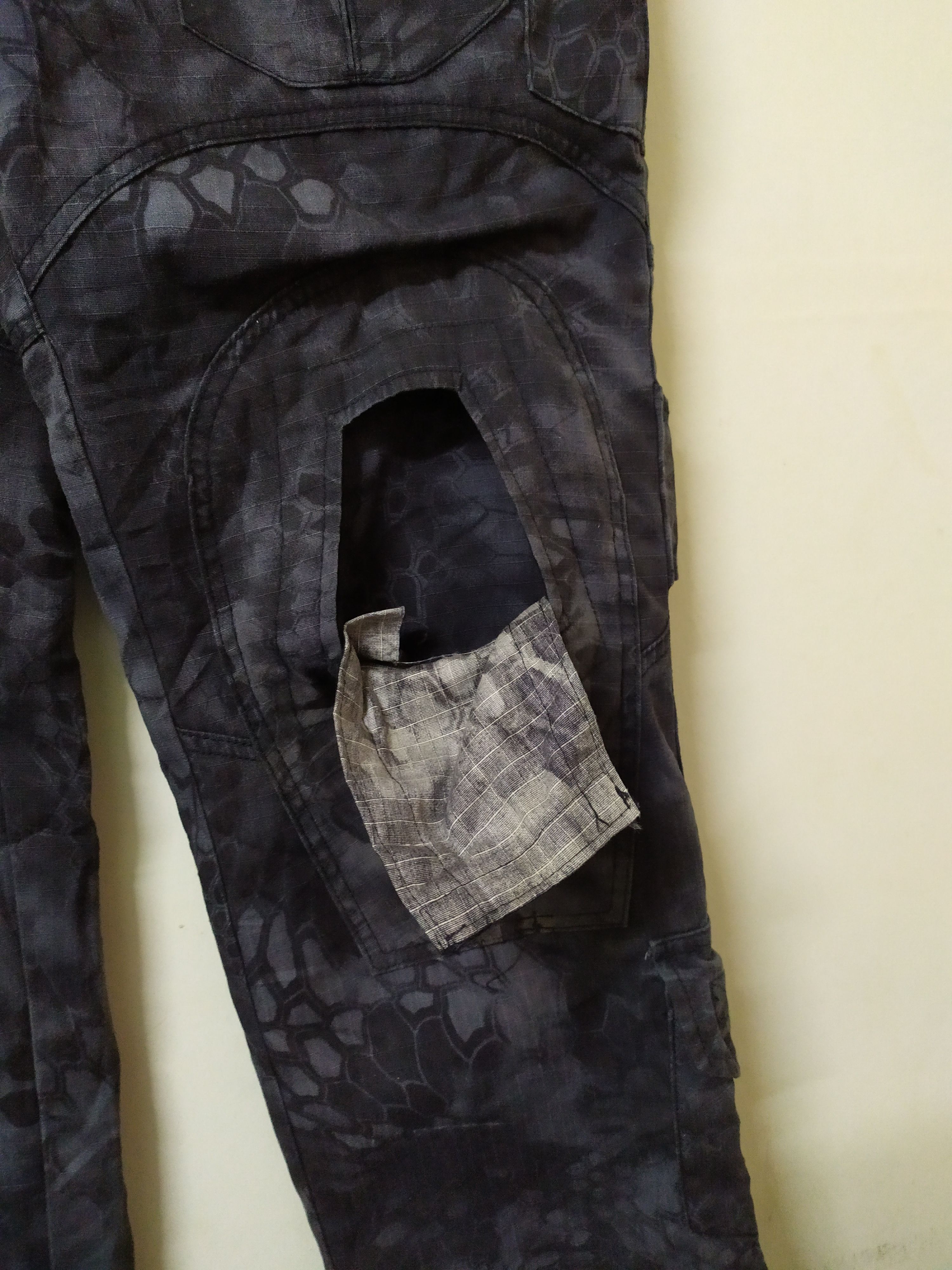 Other 10 pockets Emerson Multipocket tactical pants Size US 34 / EU 50 - 9 Thumbnail