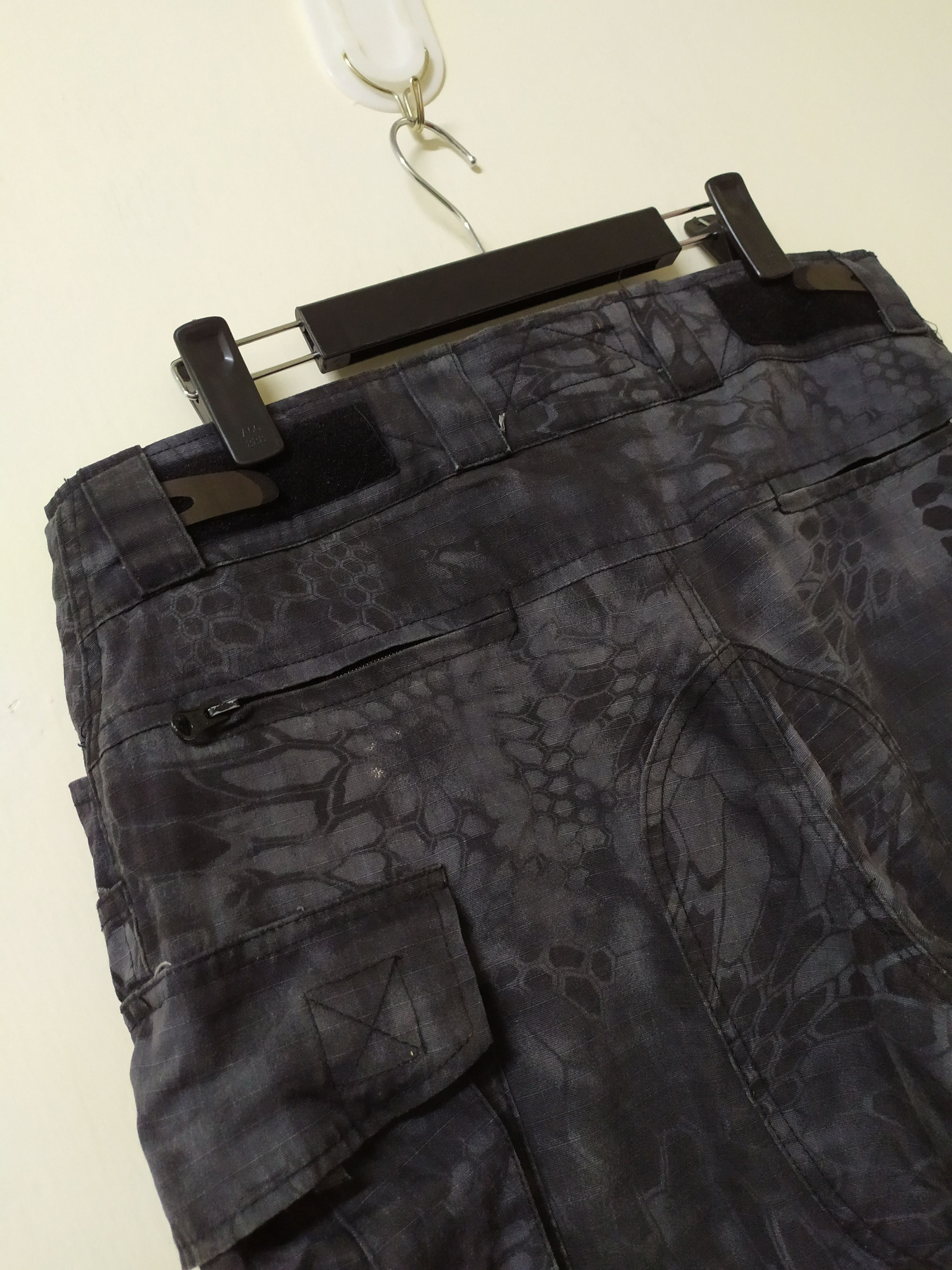 Other 10 pockets Emerson Multipocket tactical pants Size US 34 / EU 50 - 15 Thumbnail