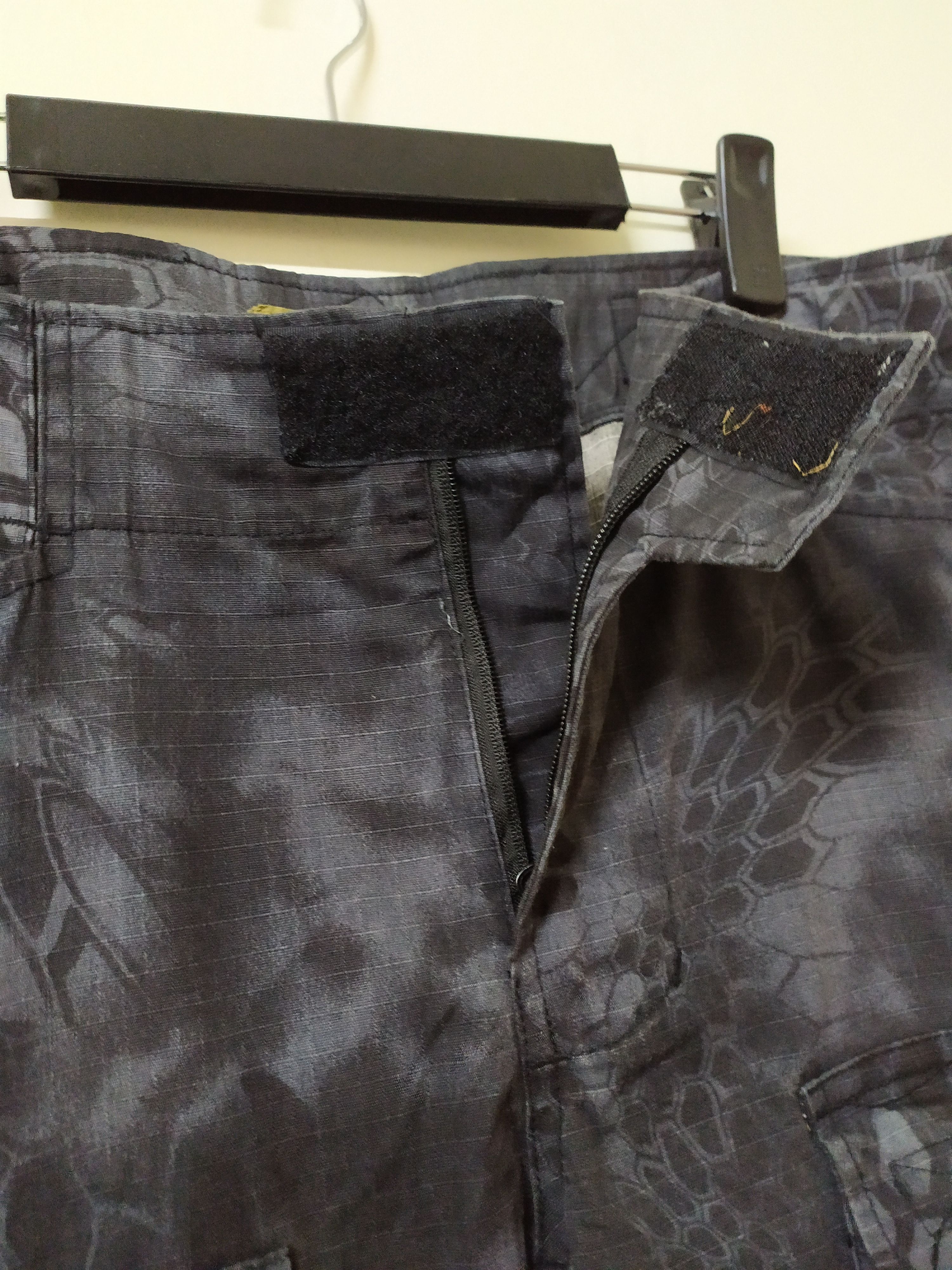 Other 10 pockets Emerson Multipocket tactical pants Size US 34 / EU 50 - 10 Thumbnail