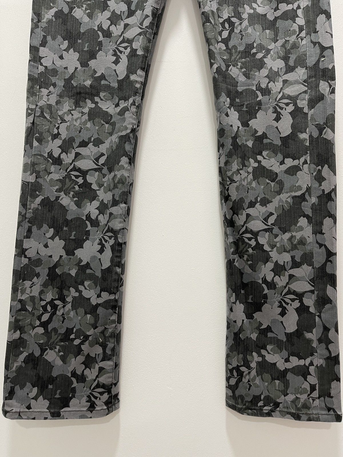 Japanese Brand × Vintage JAPANESE BACK NUMBER FULLPRINT SLIM FIT DISTRESSED DENIM Size US 32 / EU 48 - 5 Thumbnail