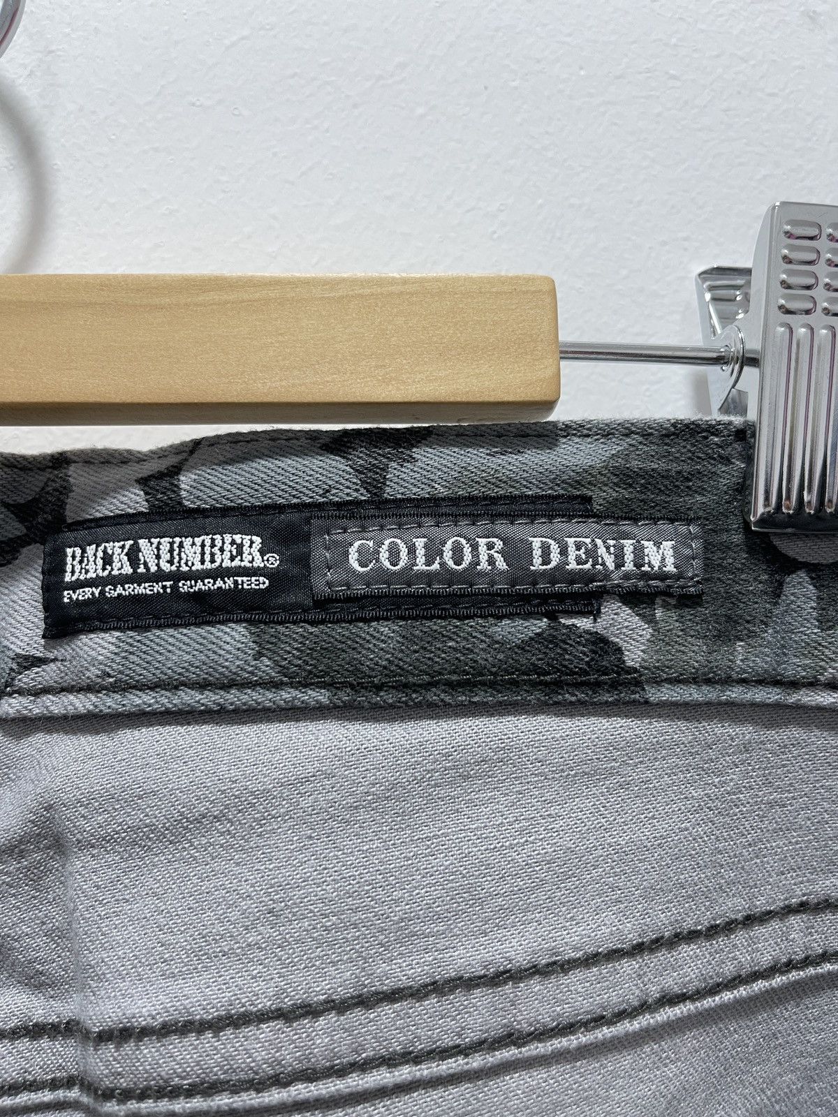 Japanese Brand × Vintage JAPANESE BACK NUMBER FULLPRINT SLIM FIT DISTRESSED DENIM Size US 32 / EU 48 - 13 Thumbnail