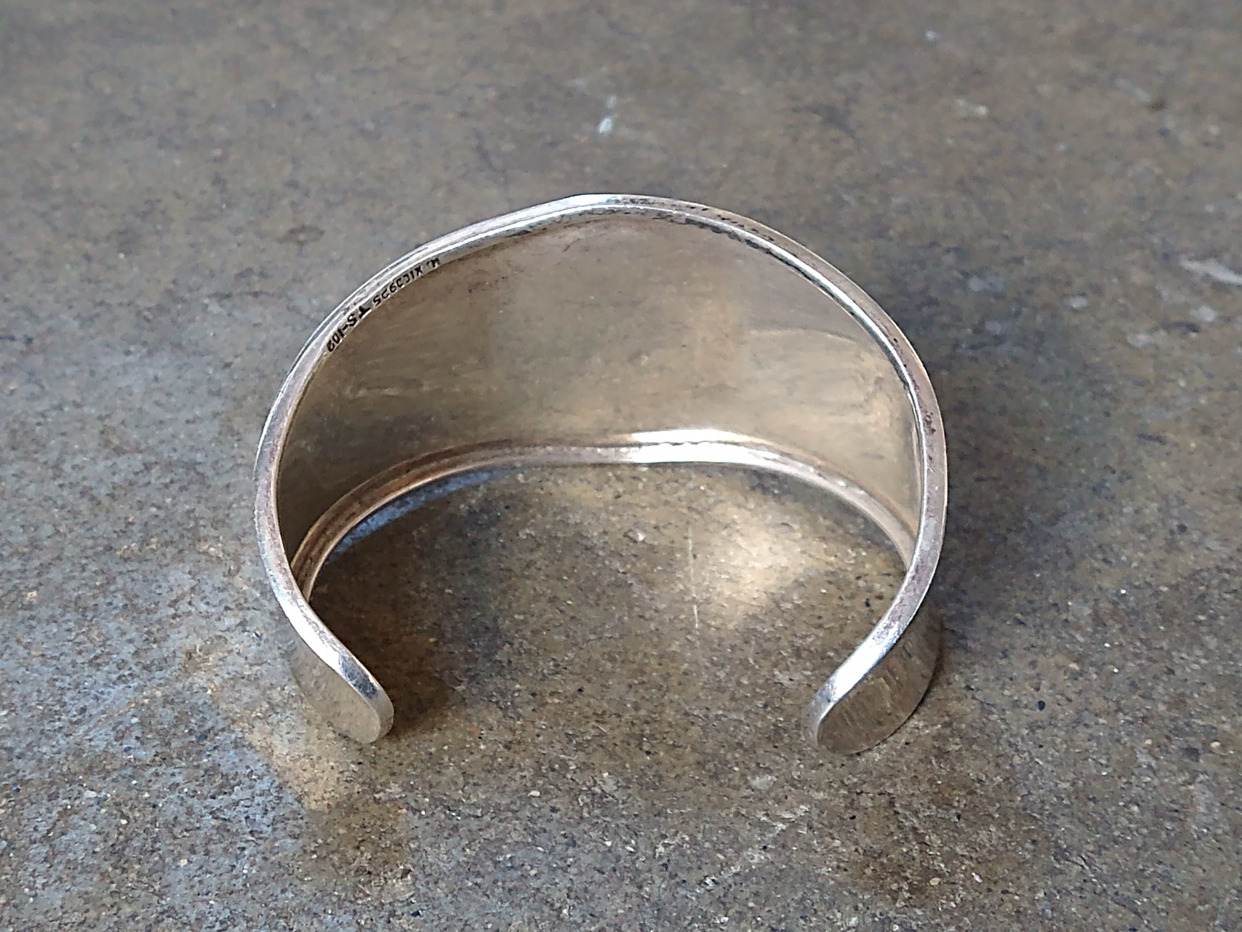 Jewelry Vintage Taxco Sterling Silver Cuff Bracelet Purple Cats Eye Size ONE SIZE - 8 Thumbnail