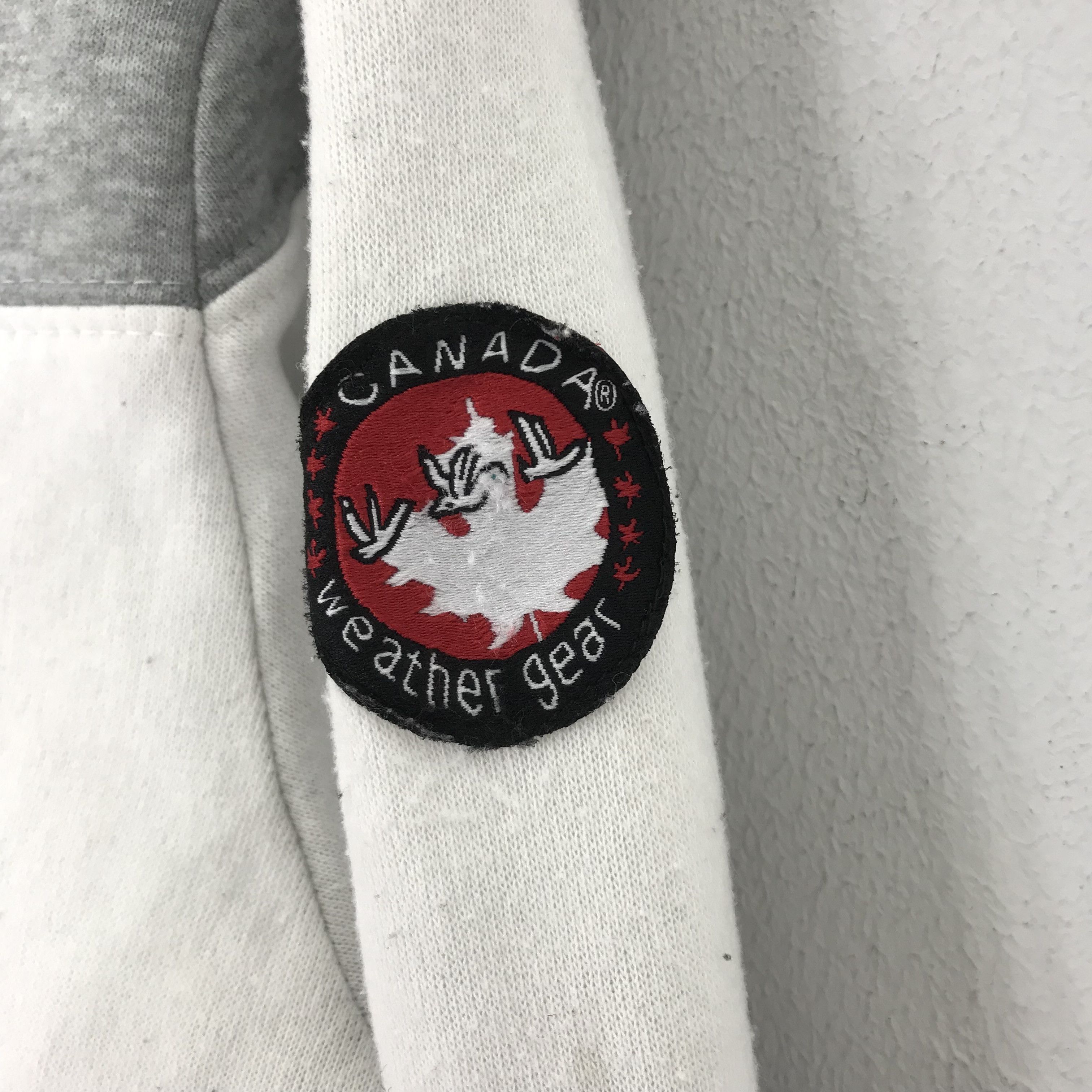 Vintage Vintage Canada Weather Gear Sweatshirt Canada Sportswear Size US M / EU 48-50 / 2 - 5 Thumbnail