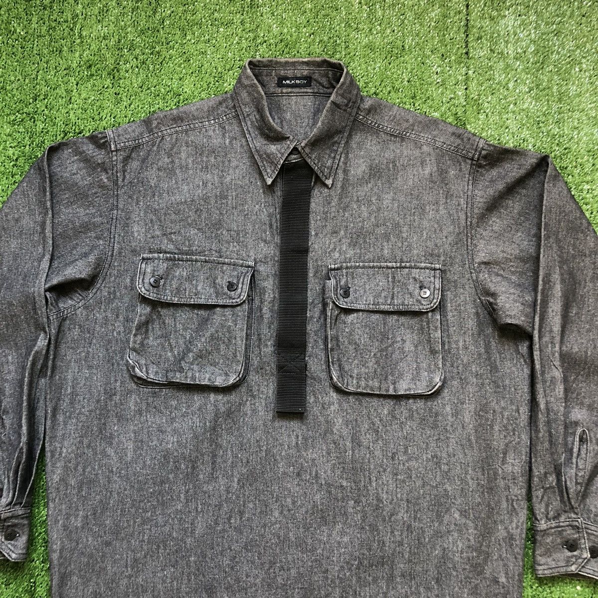 Hiroshi Fujiwara 1990’s Milkboy Strap Pullover Half Button Denim Shirt Size US XL / EU 56 / 4 - 11 Thumbnail