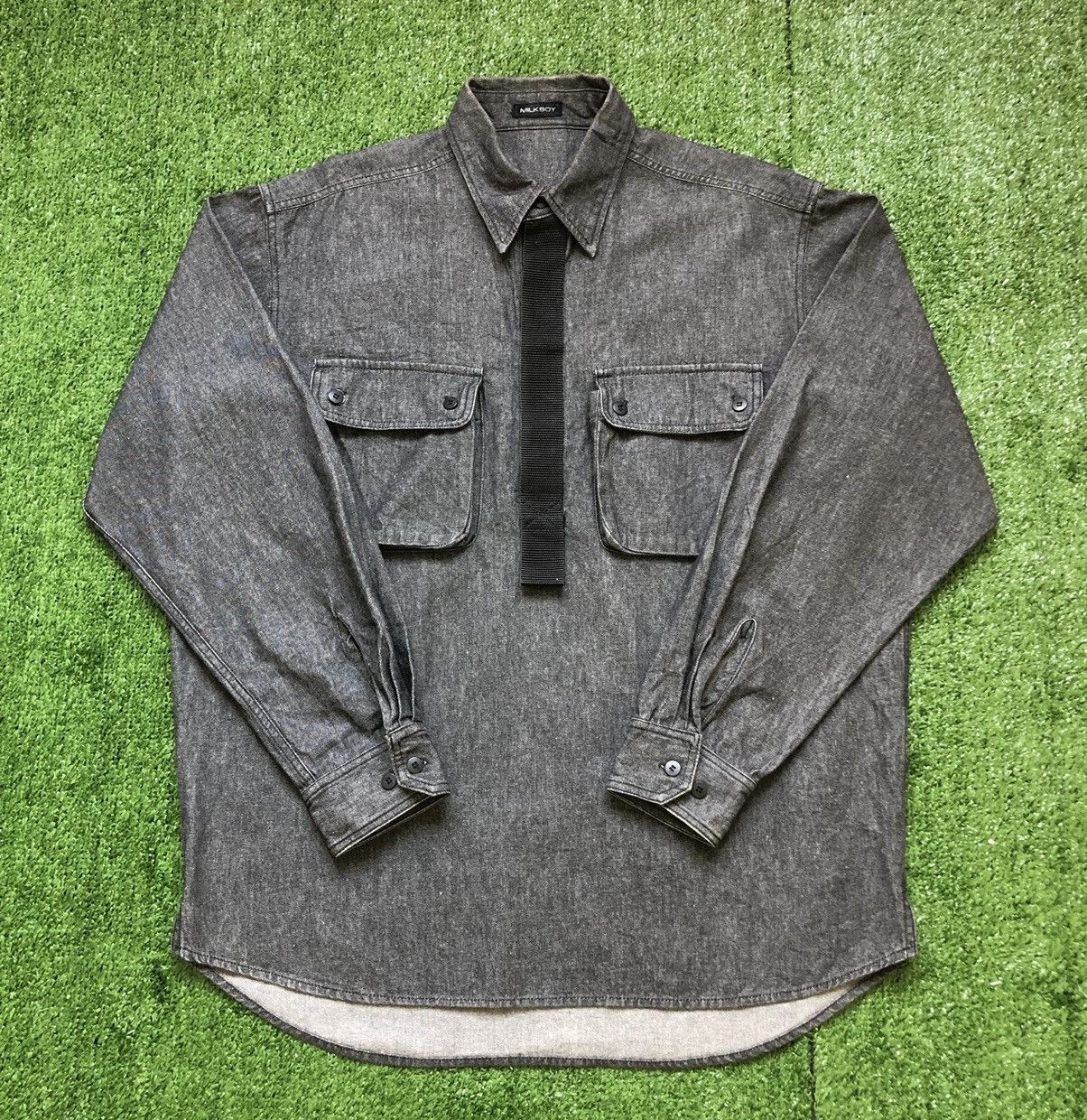 Hiroshi Fujiwara 1990’s Milkboy Strap Pullover Half Button Denim Shirt Size US XL / EU 56 / 4 - 2 Thumbnail