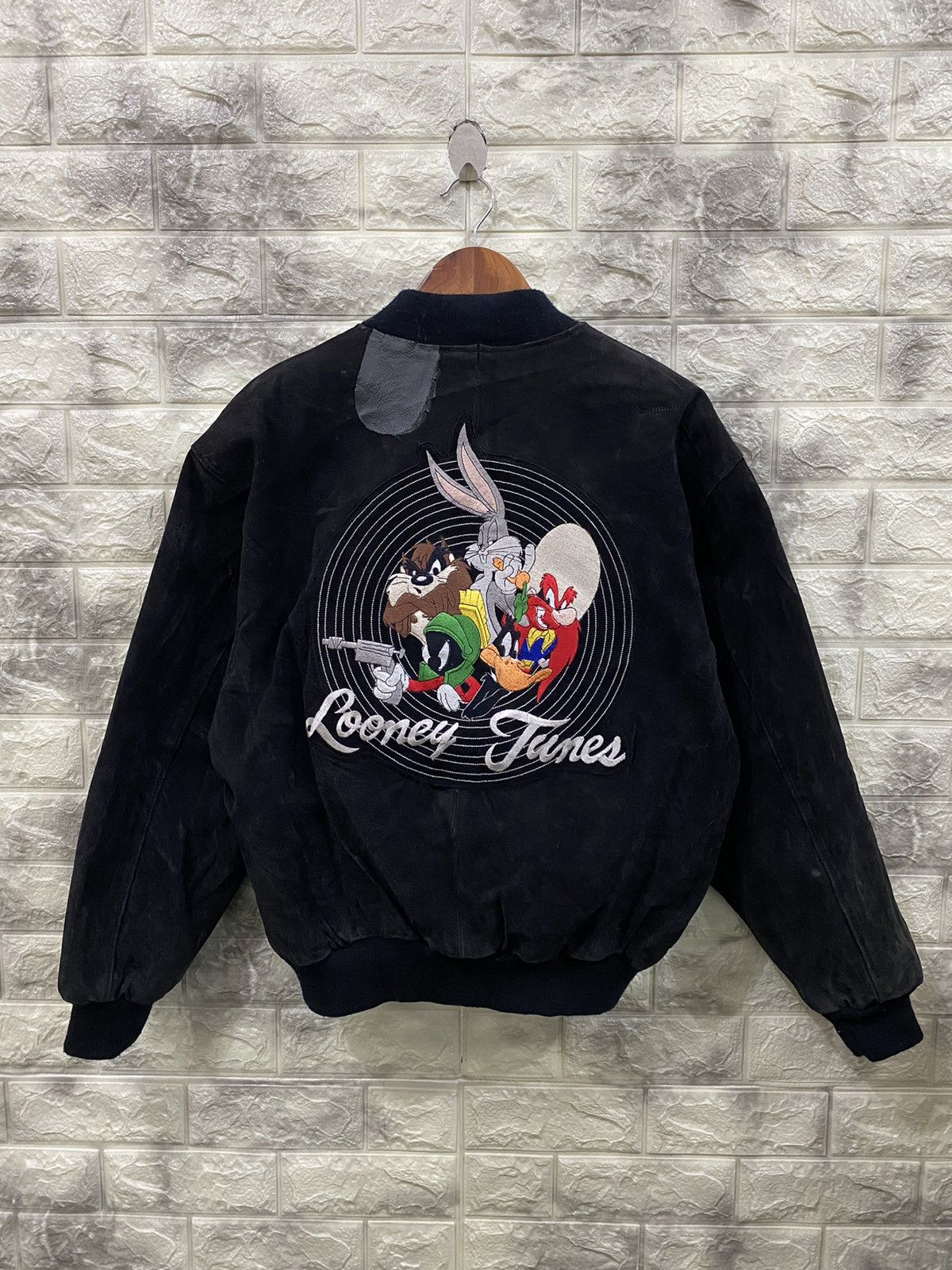 Cartoon Network Vintage Looney Tunes Embroidered Logo Leather Jacket Size US S / EU 44-46 / 1 - 4 Thumbnail