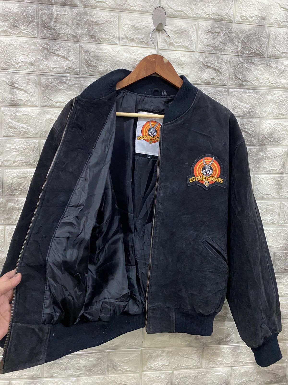 Cartoon Network Vintage Looney Tunes Embroidered Logo Leather Jacket Size US S / EU 44-46 / 1 - 9 Thumbnail