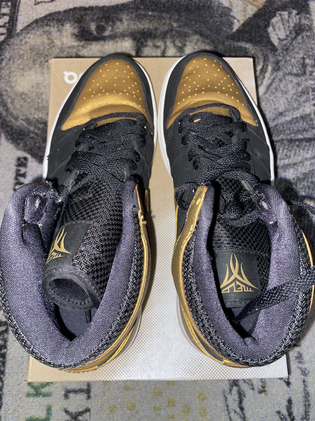 Jordan Brand × Nike Air Jordan 1 Retro High Melo 2014 Size US 9 / EU 42 - 6 Thumbnail