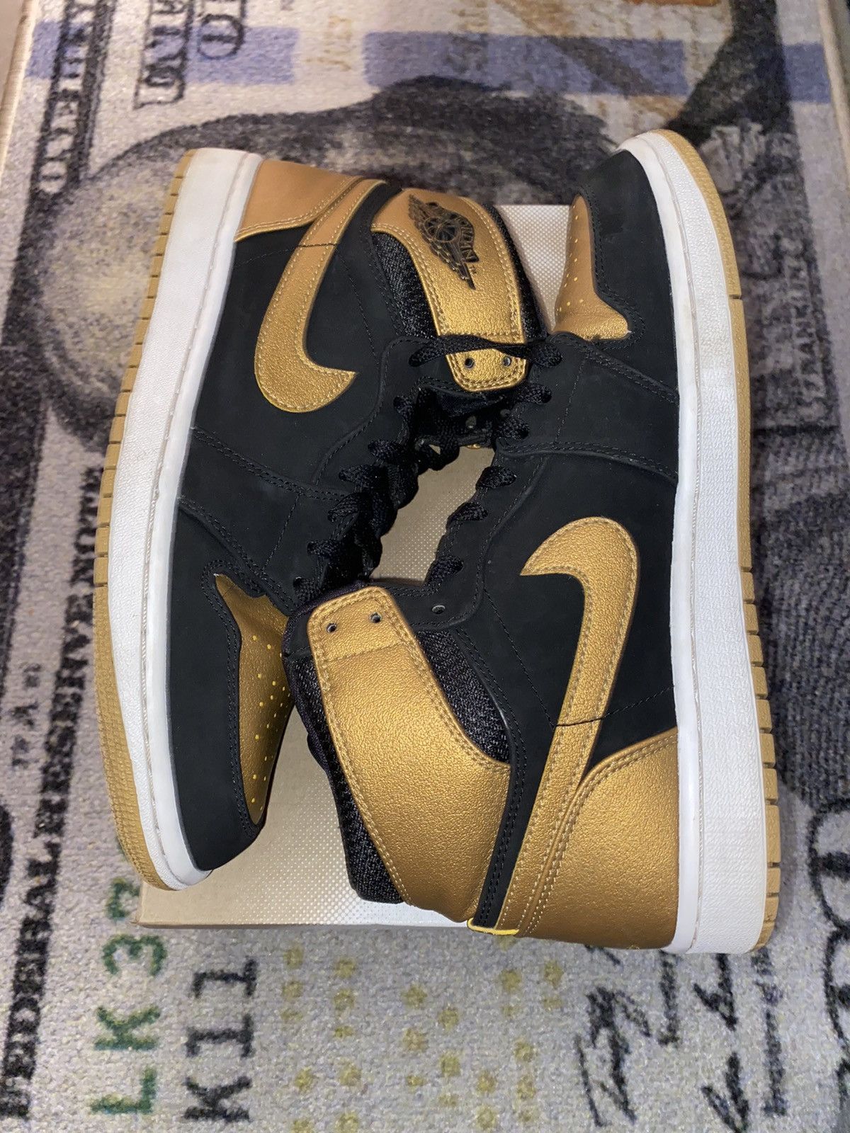 Jordan Brand × Nike Air Jordan 1 Retro High Melo 2014 Size US 9 / EU 42 - 1 Thumbnail